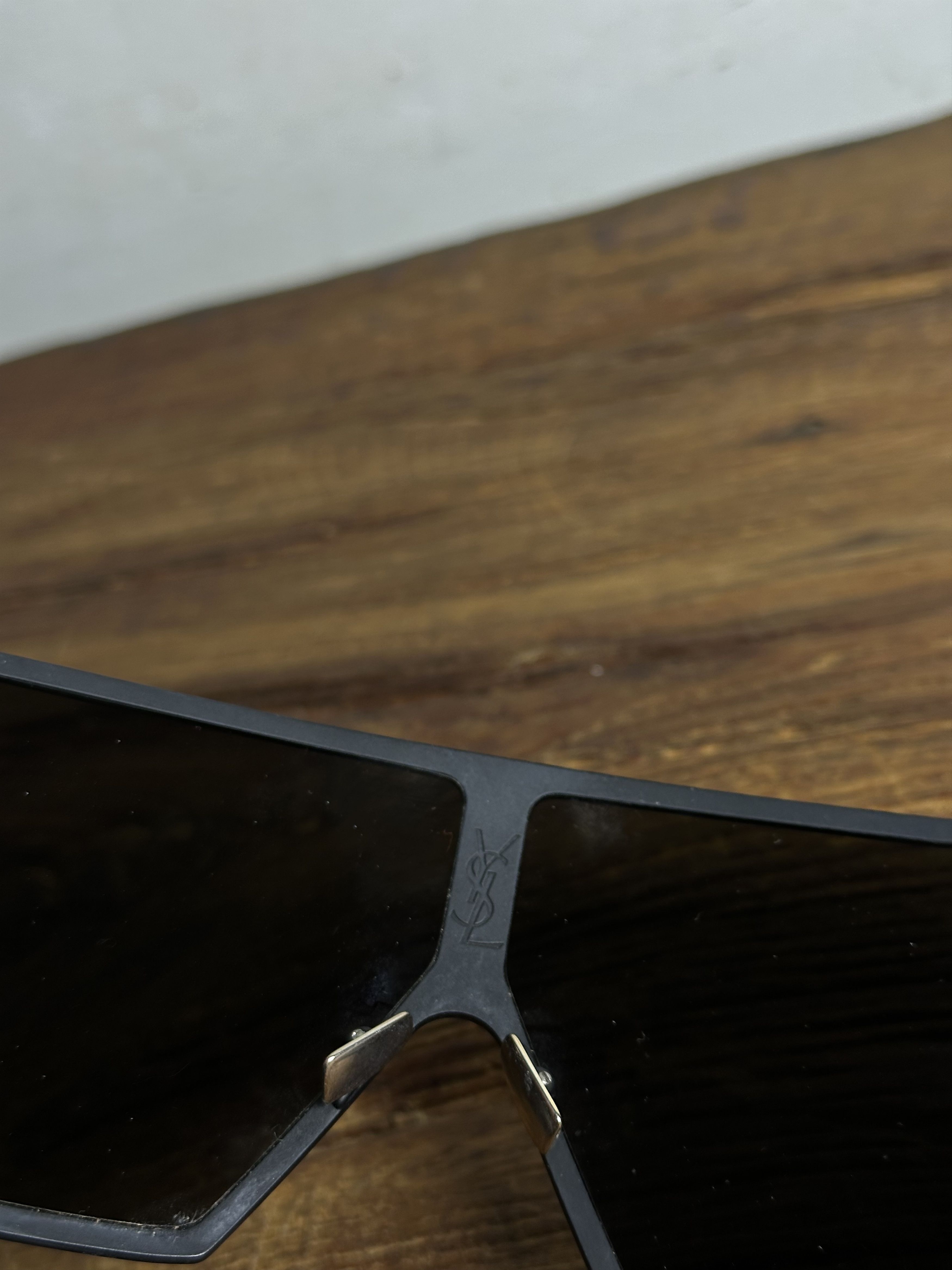Saint Laurent Paris SAINT LAURENT BLACK SQUARE 'BETTY' SHIELD SUNGLASSES Size ONE SIZE - 9 Thumbnail