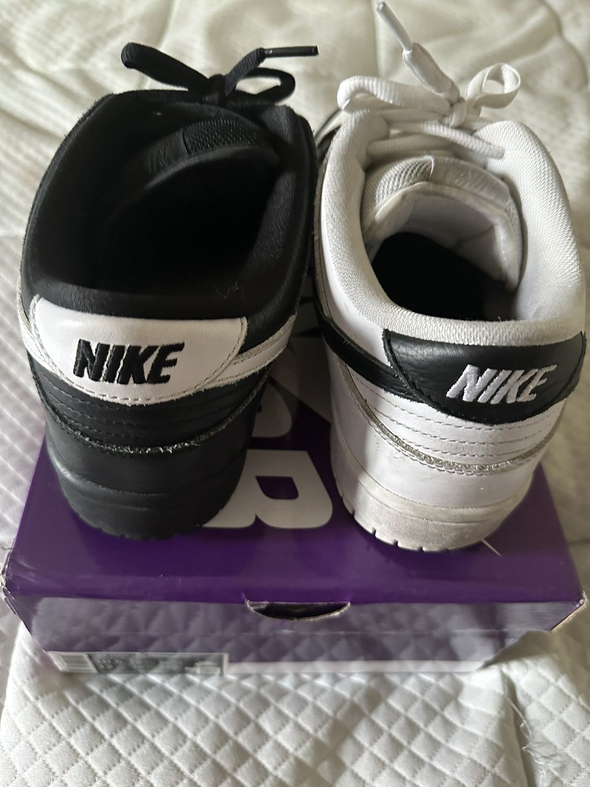 Nike Mens Nike SB dunks Yin & Yang Size US 10.5 / EU 43-44 - 6 Thumbnail