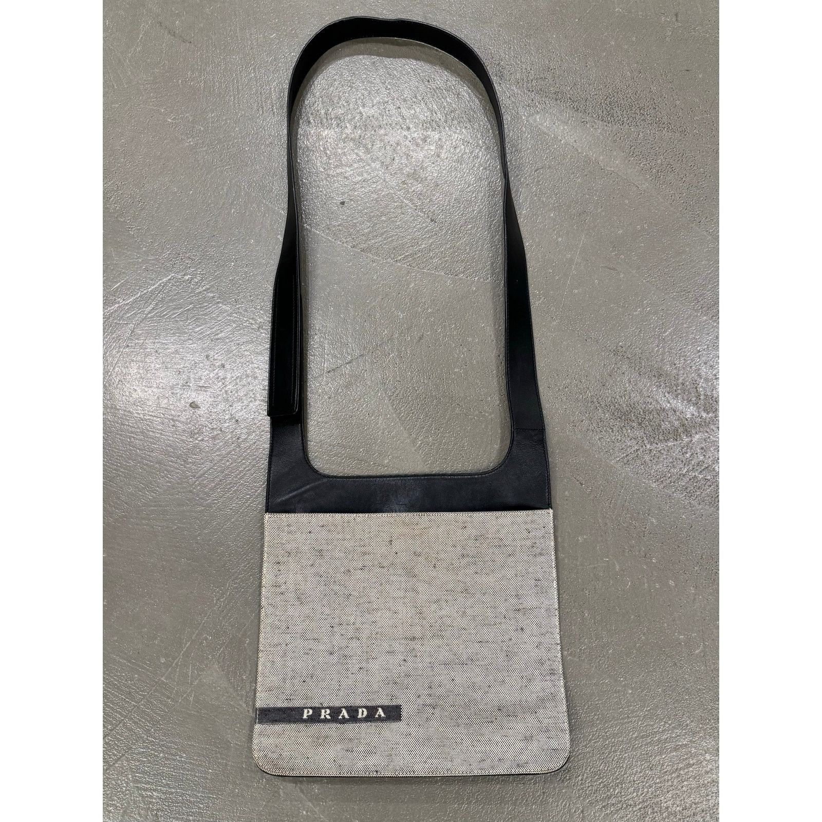 Prada A/W1999 Prada leather and wool shoulder bag Size ONE SIZE - 1 Thumbnail