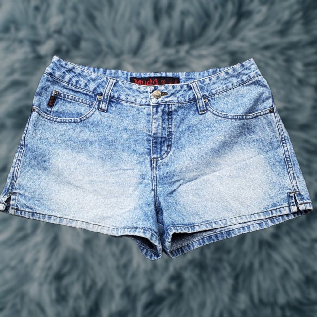Vintage Mudd Womens 11 Blue Denim Mini Shorts 5-Pocket Design Ankle Slit Medium Wash Casual Shorts Size 32" / US 10 / IT 46 - 1 Thumbnail