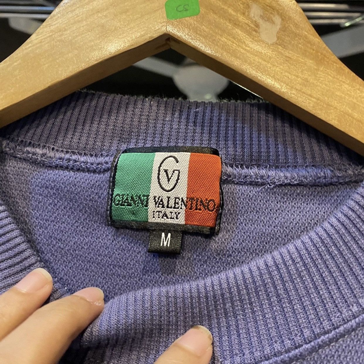 Gianni Valentino Vintage 90s GIANNI VELENTINO Big Logo Sweatshirt Size M Size US M / EU 48-50 / 2 - 10 Thumbnail