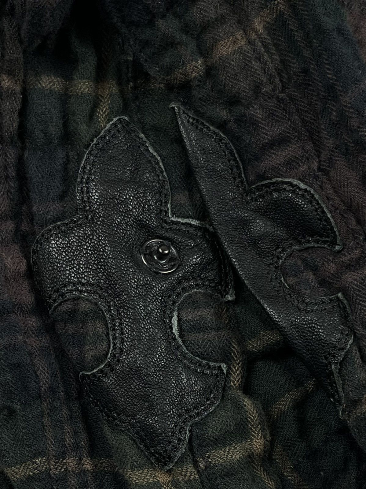 Chrome Hearts Chrome Hearts Leather Fleur Patch Plaid Flannel Button Up Size US M / EU 48-50 / 2 - 6 Thumbnail