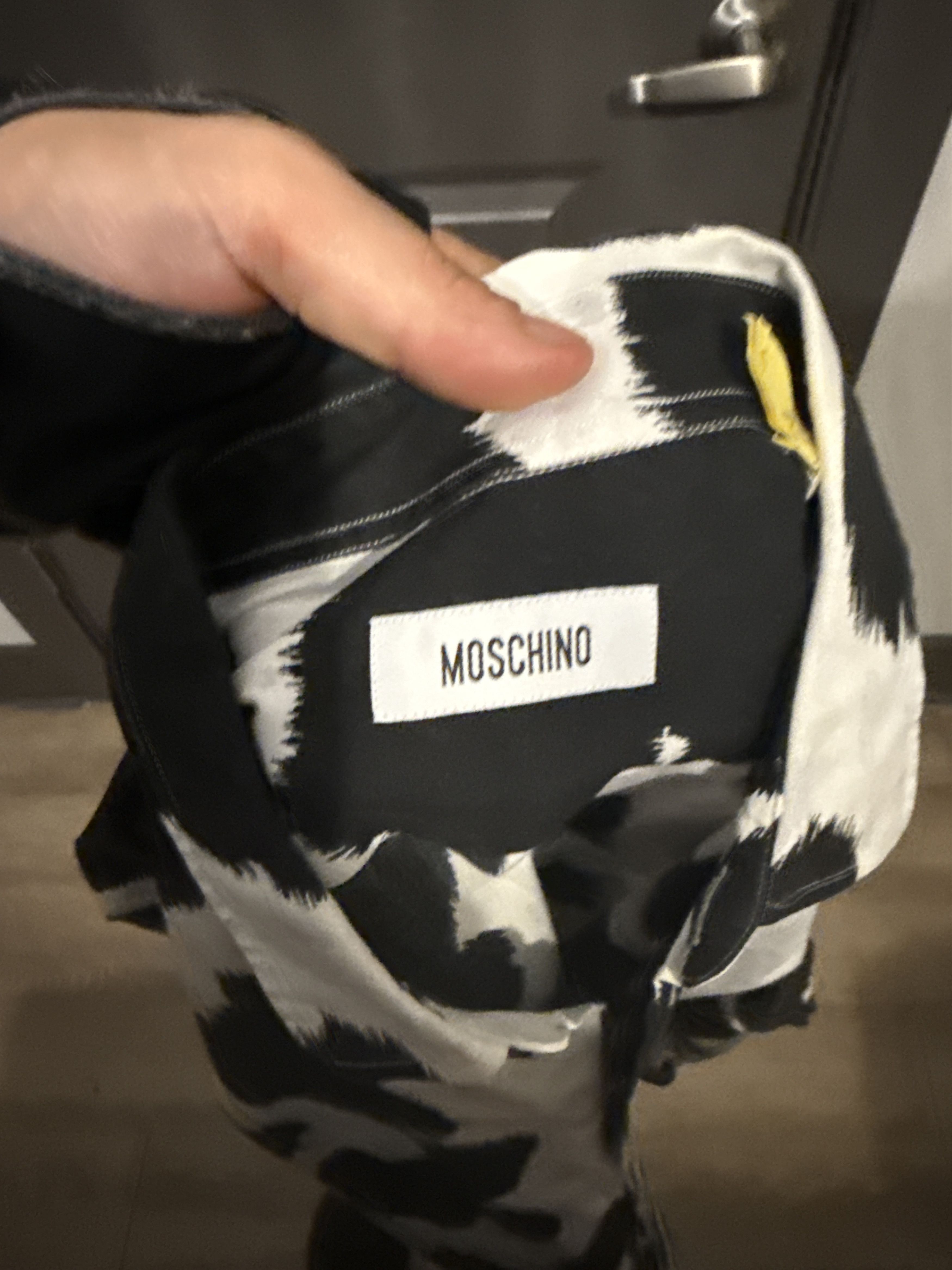 Moschino Moschino Cash Cow Size US S / EU 44-46 / 1 - 3 Thumbnail