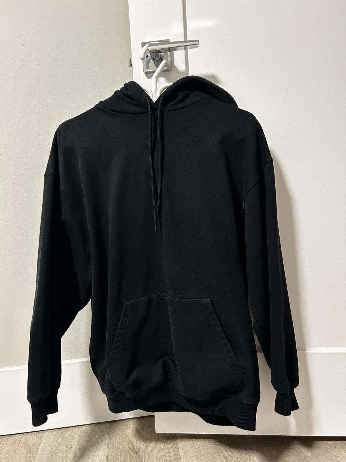 Balenciaga Balenciaga back logo hoodie Size M / US 6-8 / IT 42-44 - 2 Thumbnail
