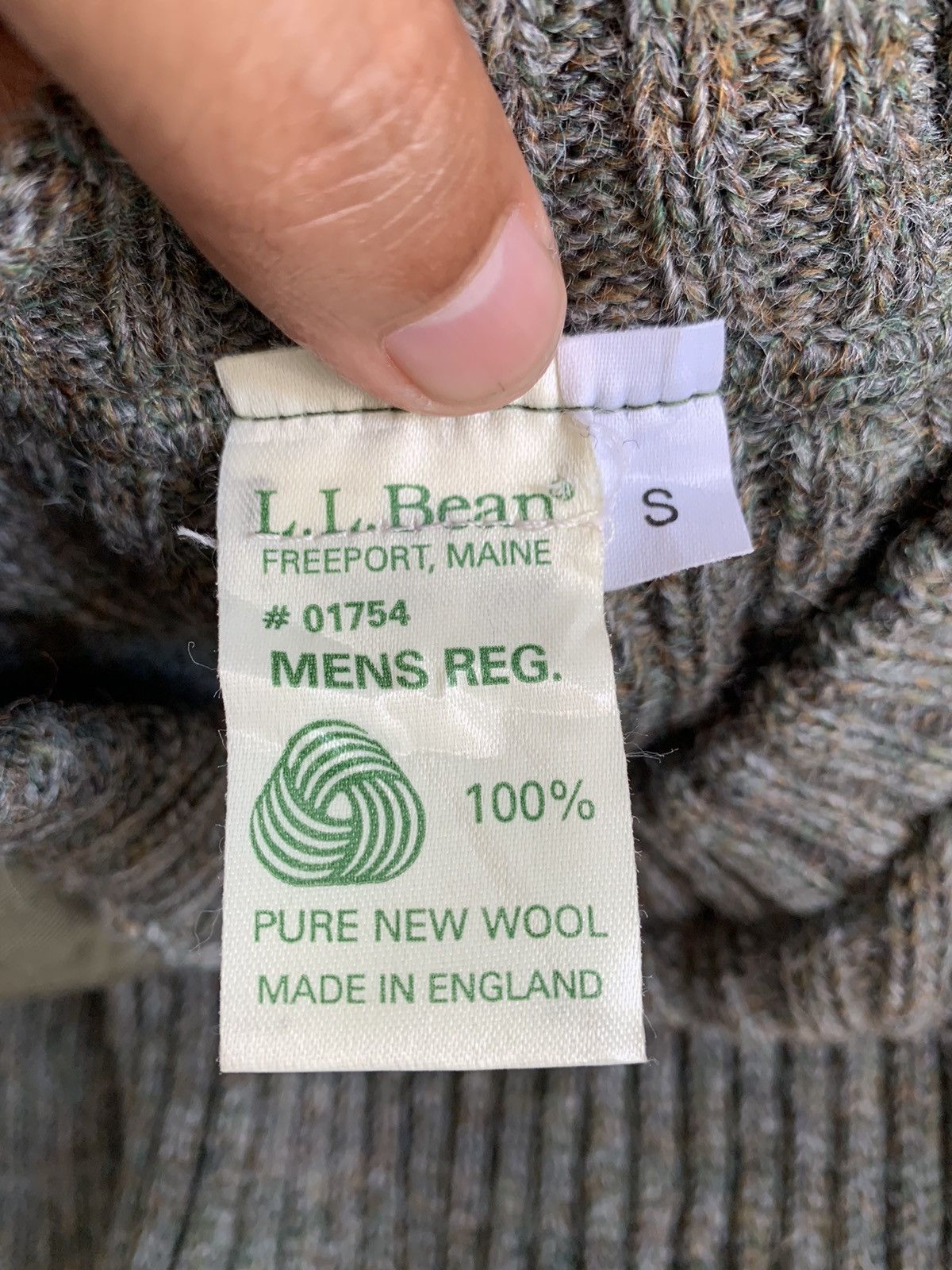 L.L. Bean × Vintage LL Bean Pure New Wool Sweater Pull Jumper Size US S / EU 44-46 / 1 - 11 Thumbnail