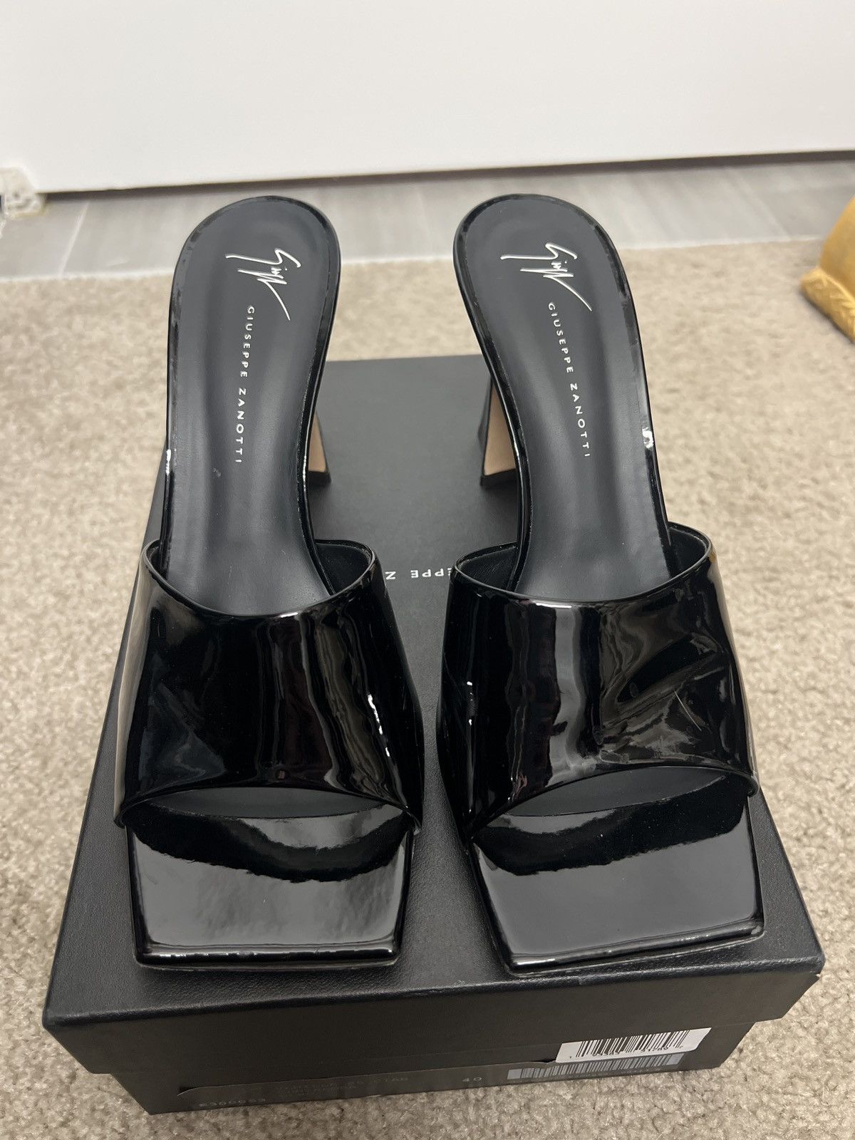 Giuseppe Zanotti Giuseppe Zanotti Heels Size US 9 / IT 39 - 1 Thumbnail
