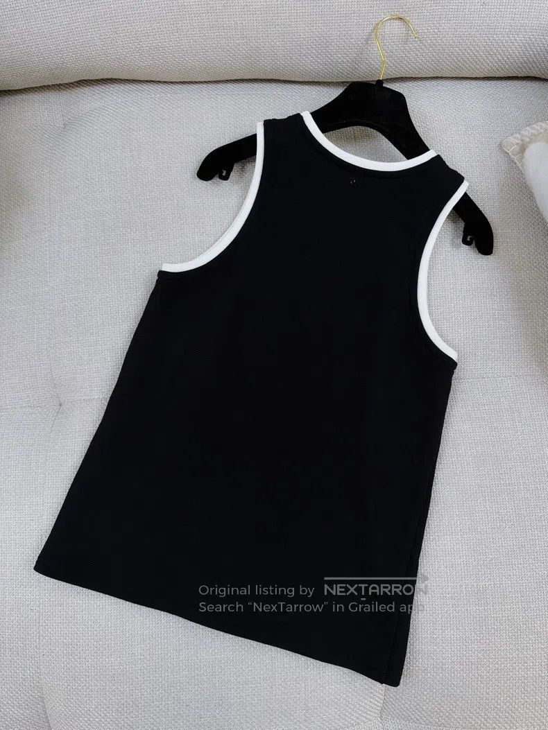 Chanel Chanel 21S spring and summer show black and green number 5 Size XS / US 0-2 / IT 36-38 - 2 Thumbnail