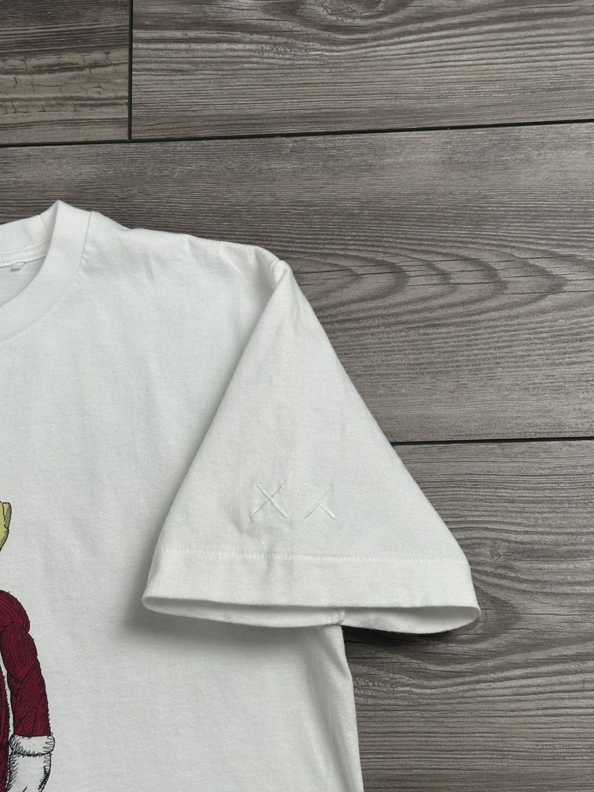 Kaws × Uniqlo Uniqlo x Kaws Flayed Anatomy T Shirt Size US XS / EU 42 / 0 - 3 Thumbnail