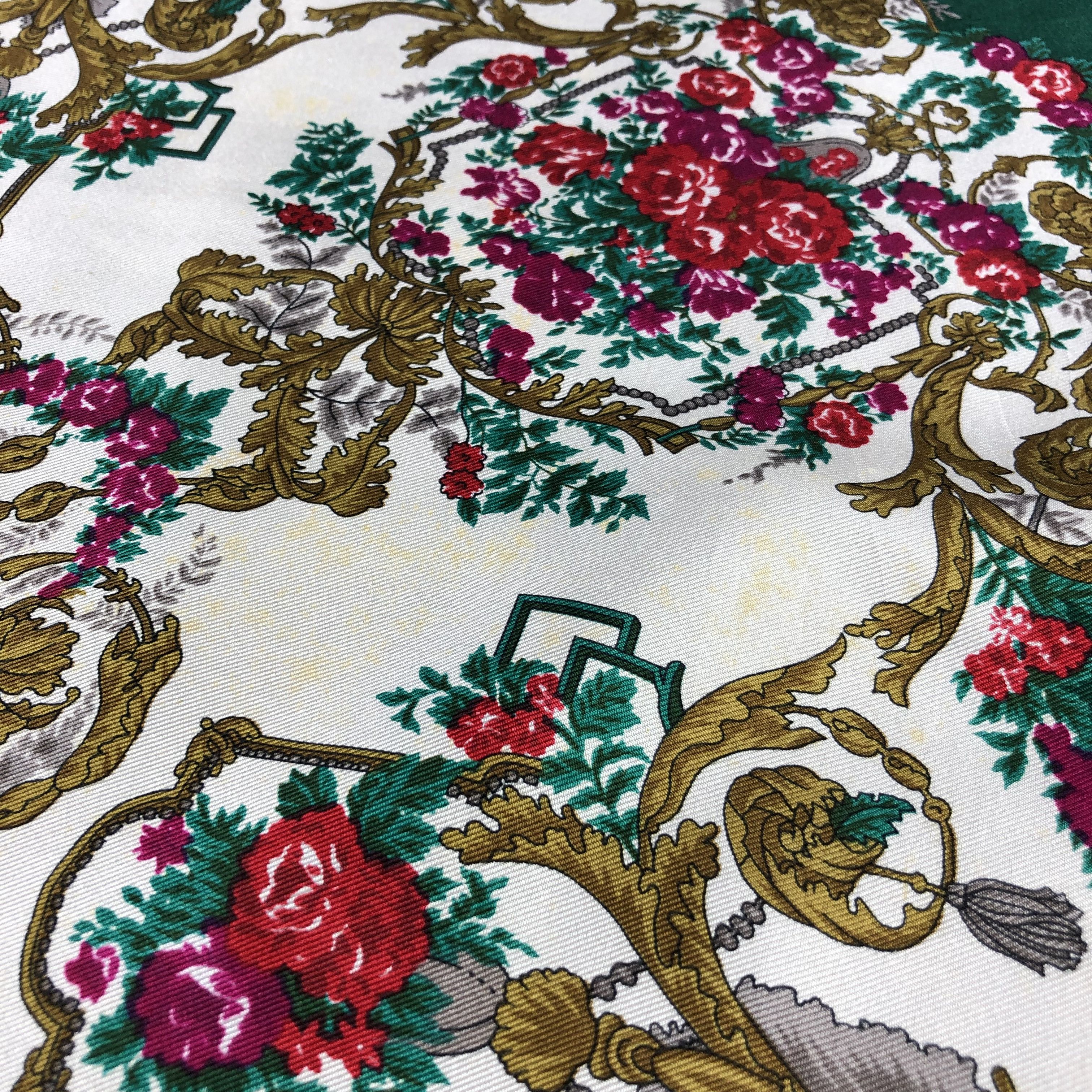 Japanese Brand Luxury Floral Silk Silk Scarf M873 Size ONE SIZE - 5 Thumbnail