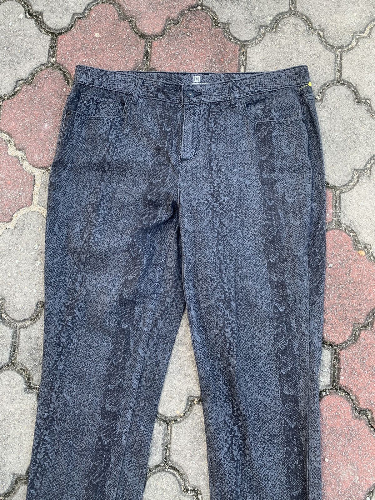 Japanese Brand Rare! Liz Claiborne Skane Skin Design Pants Jeans Size US 36 / EU 52 - 3 Thumbnail