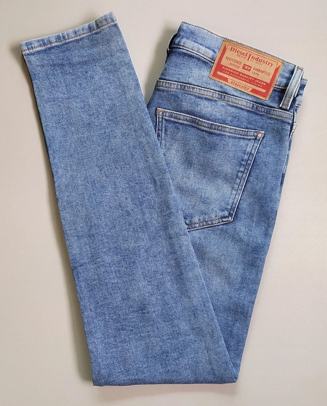 Diesel Diesel 2019 D-STRUKT-R L.32 MENS JEANS T/9665 Size US 32 / EU 48 - 12 Thumbnail