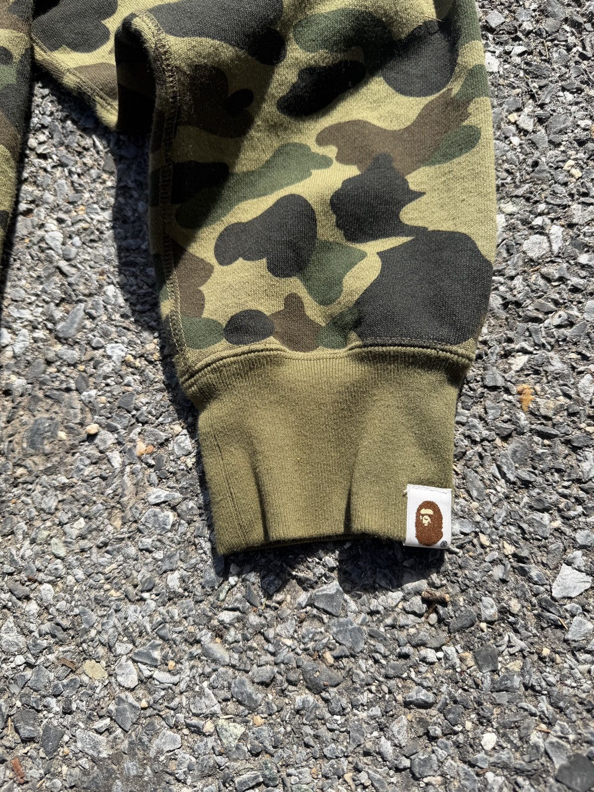 Bape 1st camo Green camo bape crewneck ape head sz XL japan Size US XL / EU 56 / 4 - 2 Thumbnail