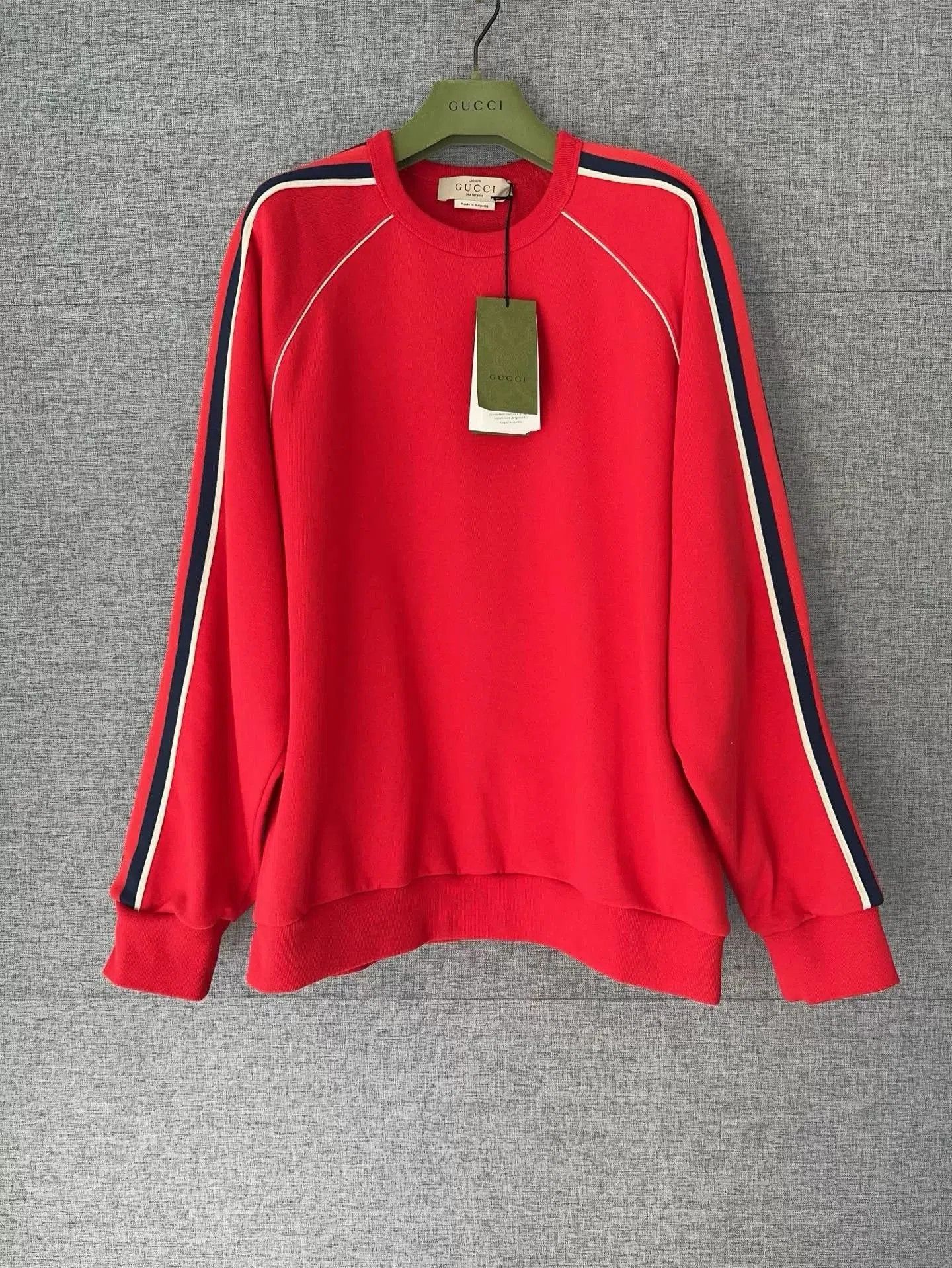 Gucci Gucci Red Sweatshirt with Stripes. Size US M / EU 48-50 / 2 - 6 Thumbnail