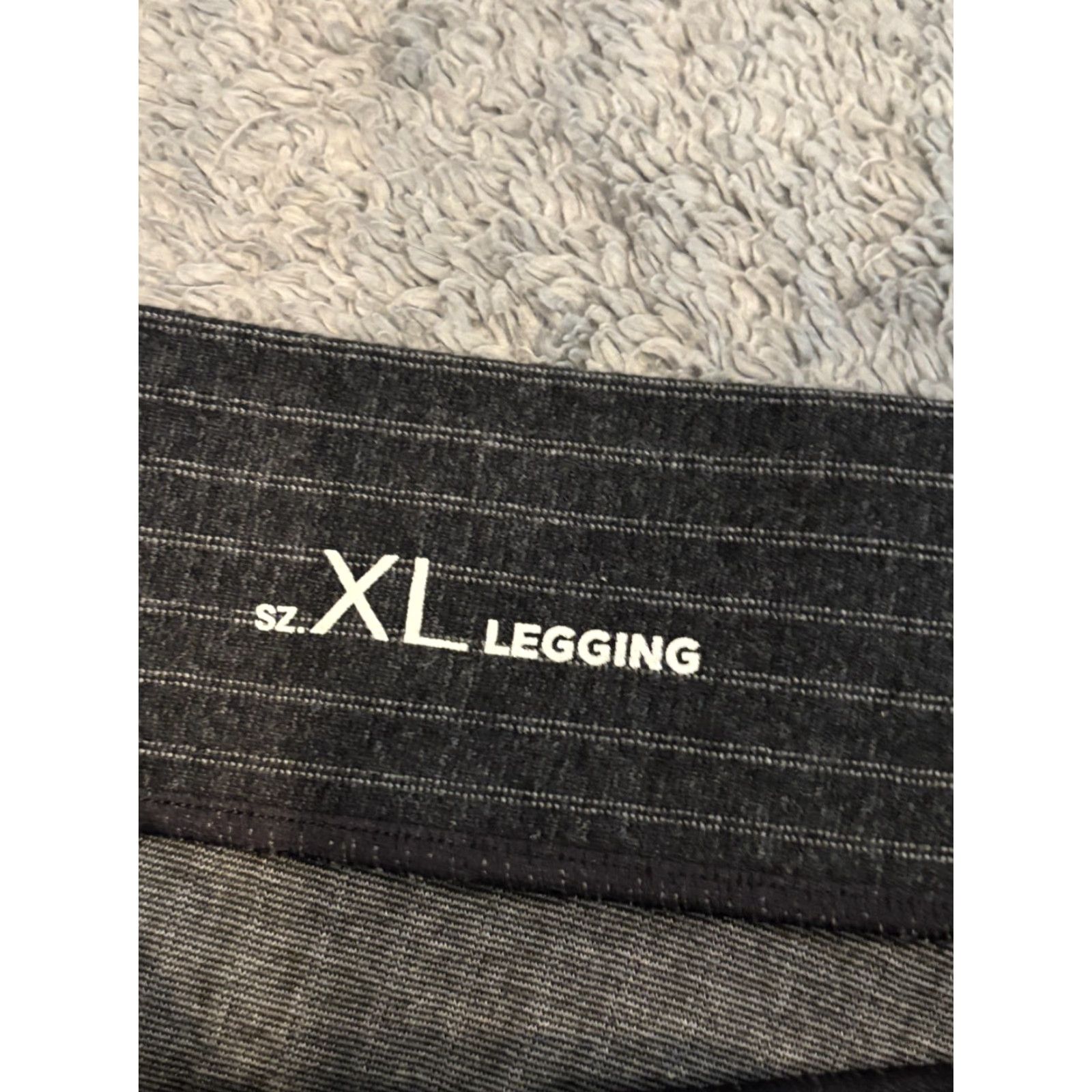 Loft VINTAGE - (none) Size 40" / US 18 - 3 Thumbnail