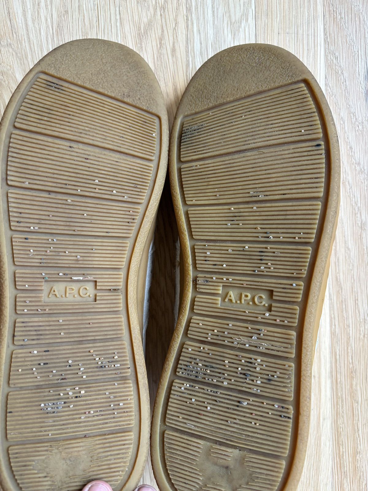 A.P.C. APC Men’s Low Top Sneakers Size US 10.5 / EU 43-44 - 5 Thumbnail