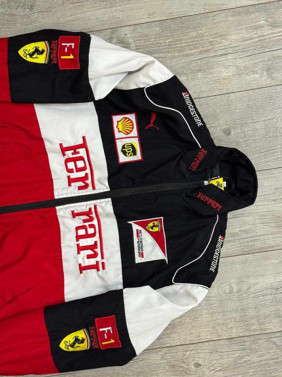 Ferrari Vintage y2k Ferrari F-1 Racing Jacket Size US M / EU 48-50 / 2 - 3 Thumbnail