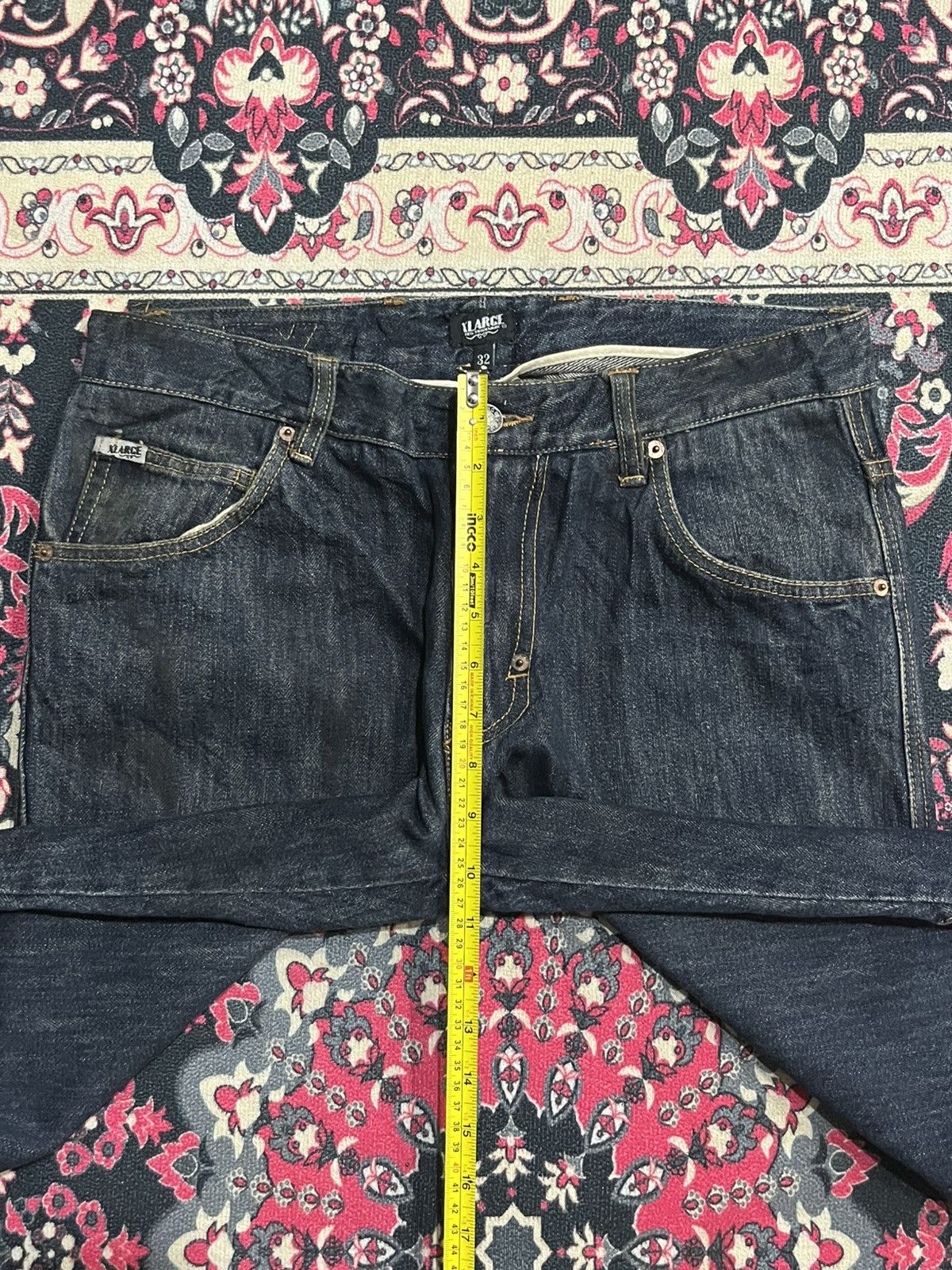 X-LARGE Vintage X-Large Dark Blue Washed Frayed Leg Loose Jeans Size US 32 / EU 48 - 13 Thumbnail
