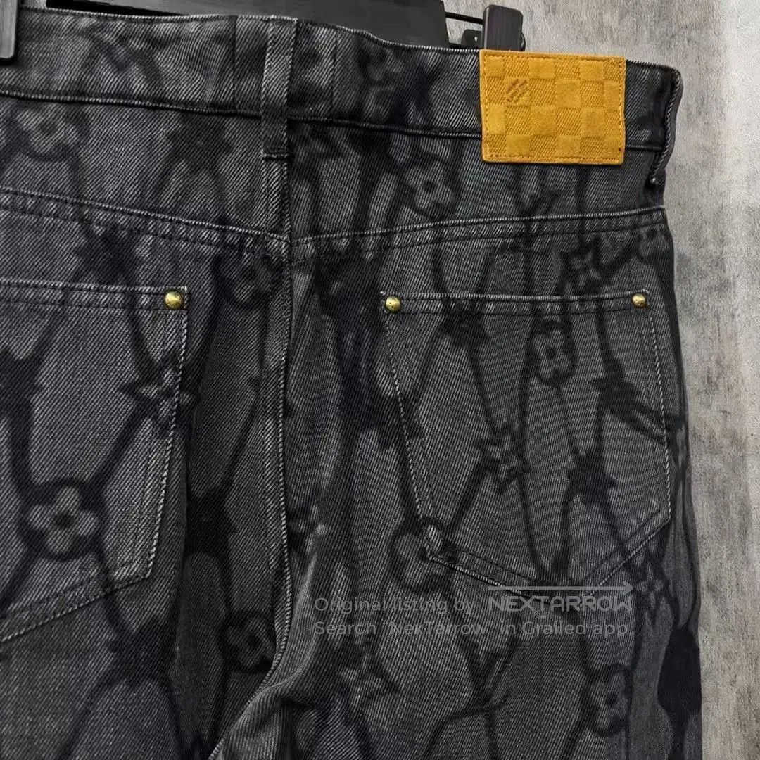 Louis Vuitton new louis vuitton logo denim pants. Size US 33 - 3 Thumbnail