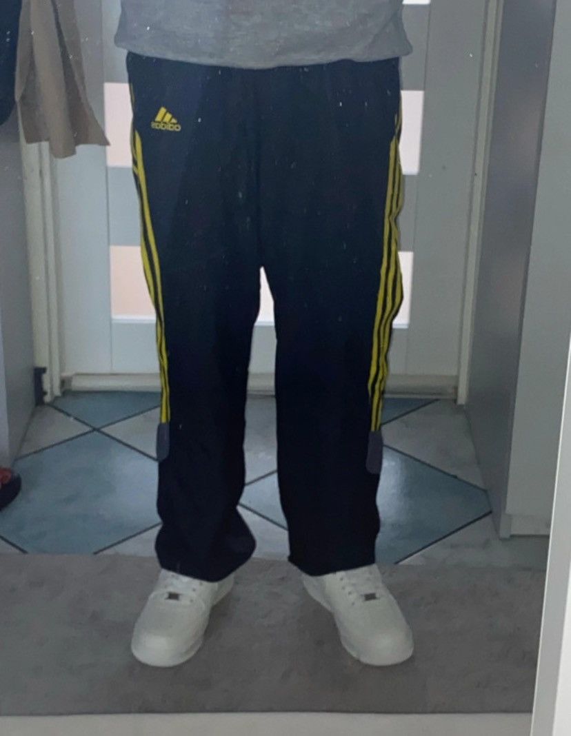 Adidas Vintage adidas sweatpants black-yellow Size US 30 / EU 46 - 1 Thumbnail
