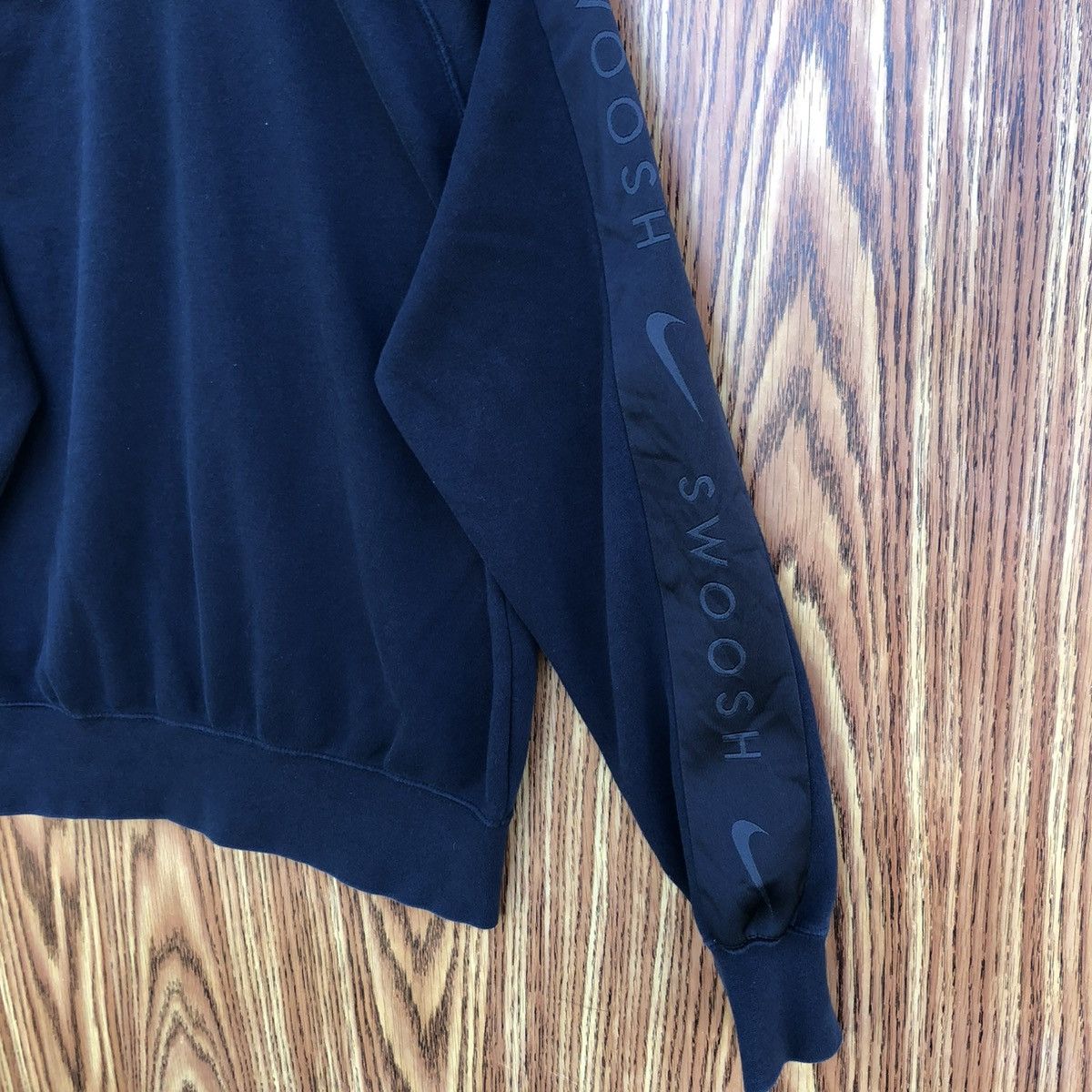 Nike Vintage Nike Swoosh Center Logo Sweatshirt Size US M / EU 48-50 / 2 - 4 Thumbnail