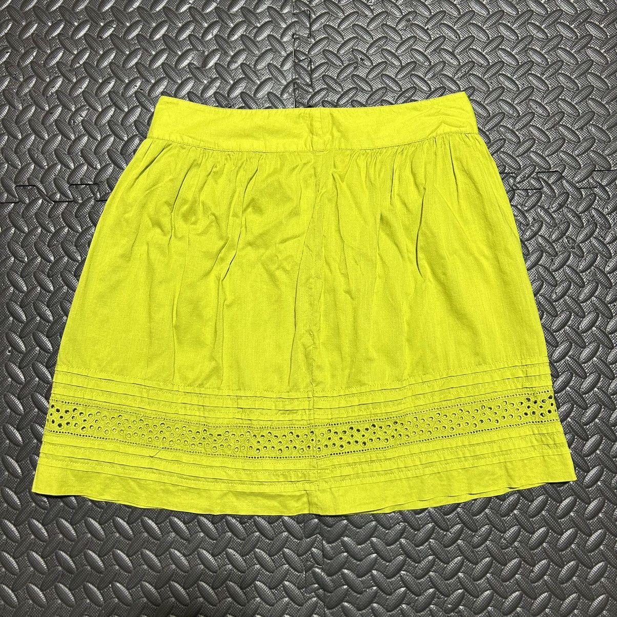 Ann Taylor × Loft Ann Taylor LOFT Eyelet Mini Skirt Women’s 0 Petites Zip 0P Size 25" / US 0 / IT 36 - 1 Thumbnail