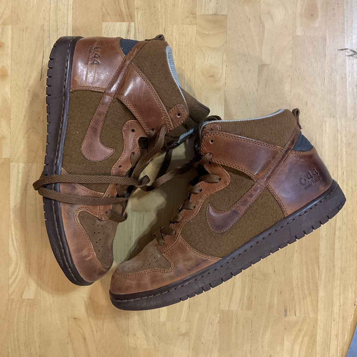 Vintage Nike Dunk High 2008 Supreme Sticky Rubber Spark Pack