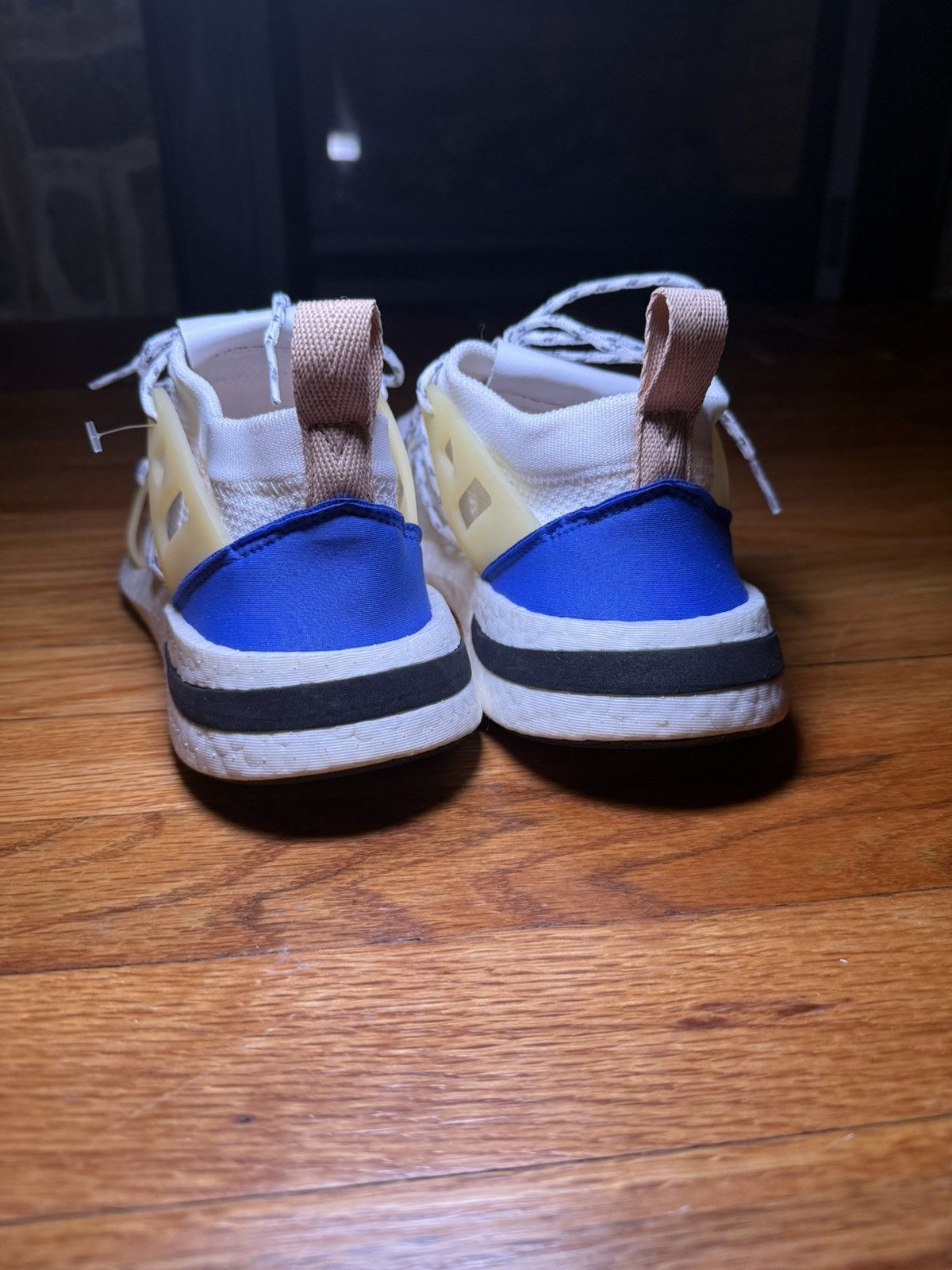 Adidas Adidas Arkyn Cloud White Ultraboost Women’s 9.5 – New Size US 9.5 / IT 39.5 - 6 Thumbnail
