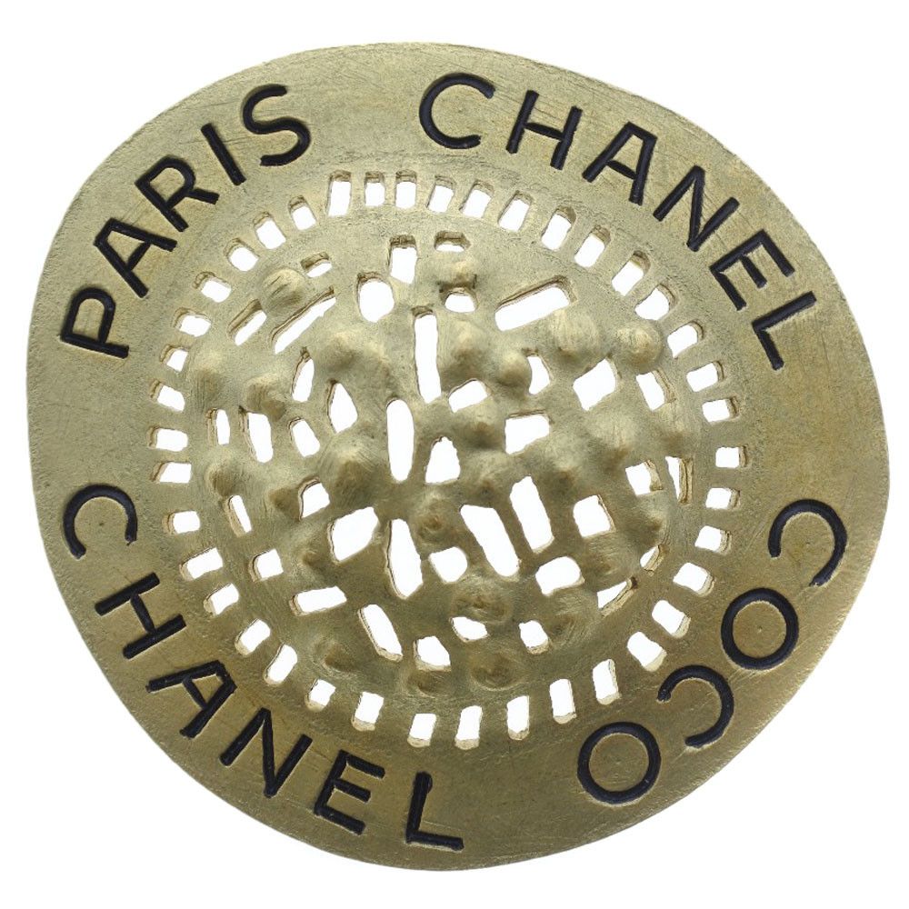 image of Chanel Cc Hat Brooch in Gold, Women's