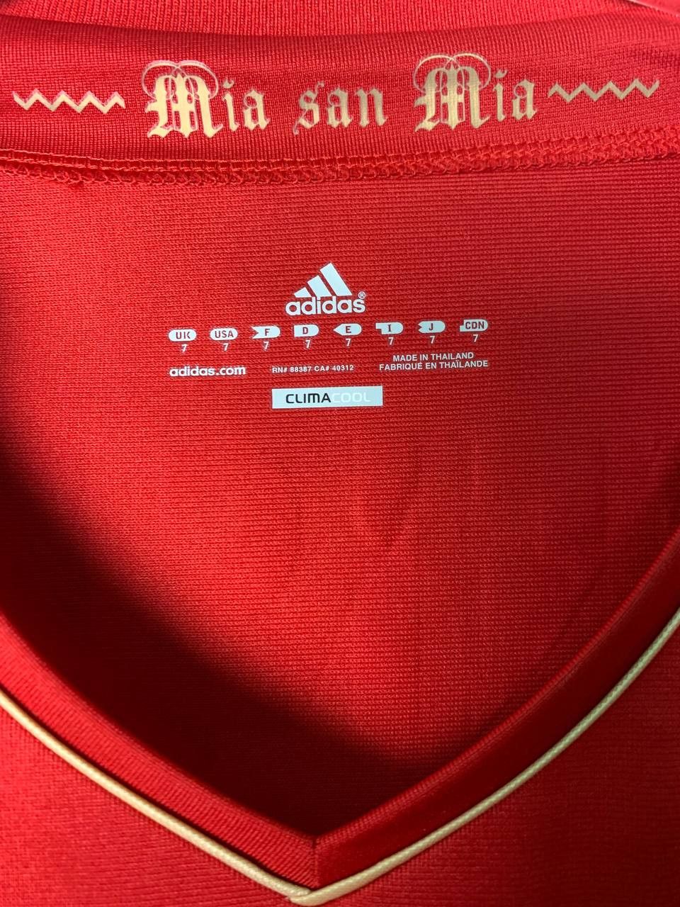 Adidas BAYERN MUNICH 2012 2013 HOME FOOTBALL SHIRT SOCCER JERSEY Size US M / EU 48-50 / 2 - 4 Thumbnail