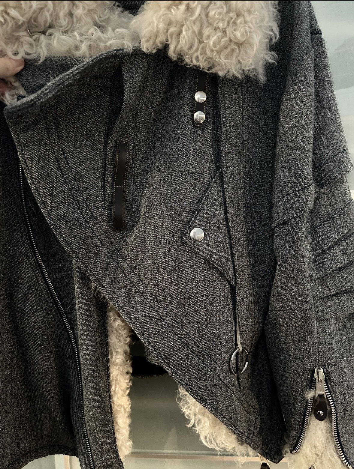 Balenciaga Balenciaga turned *the* A/W 2004 aviator shearling jacket Size L / US 10 / IT 46 - 4 Thumbnail