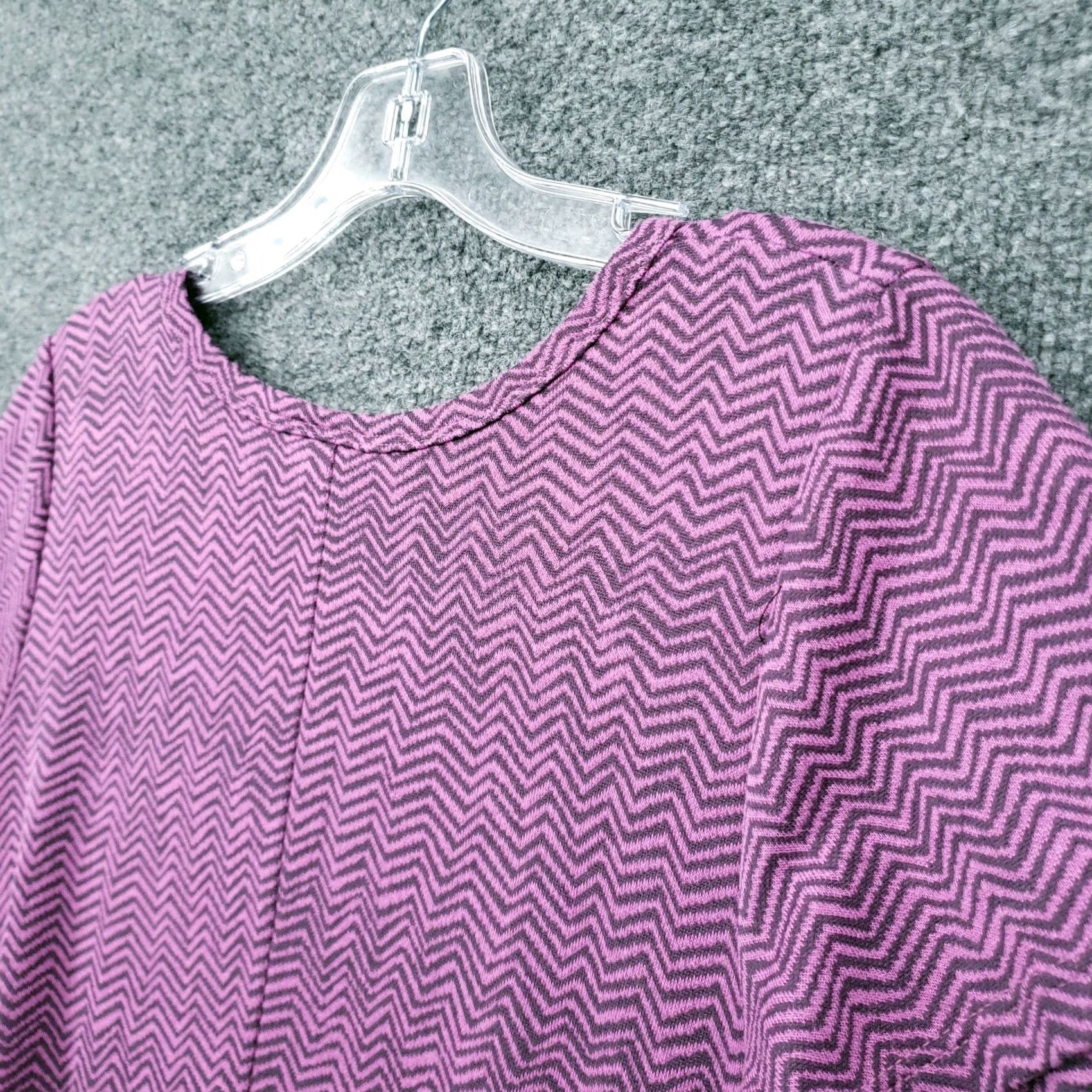 Vintage VINTAGE LuLaRoe Dress Womens 2XS Purple Trapeze Swing Hi-Low Short Sleeve Chevron Knit Casual Womens Size 24" / US 00 / IT 34 - 7 Thumbnail