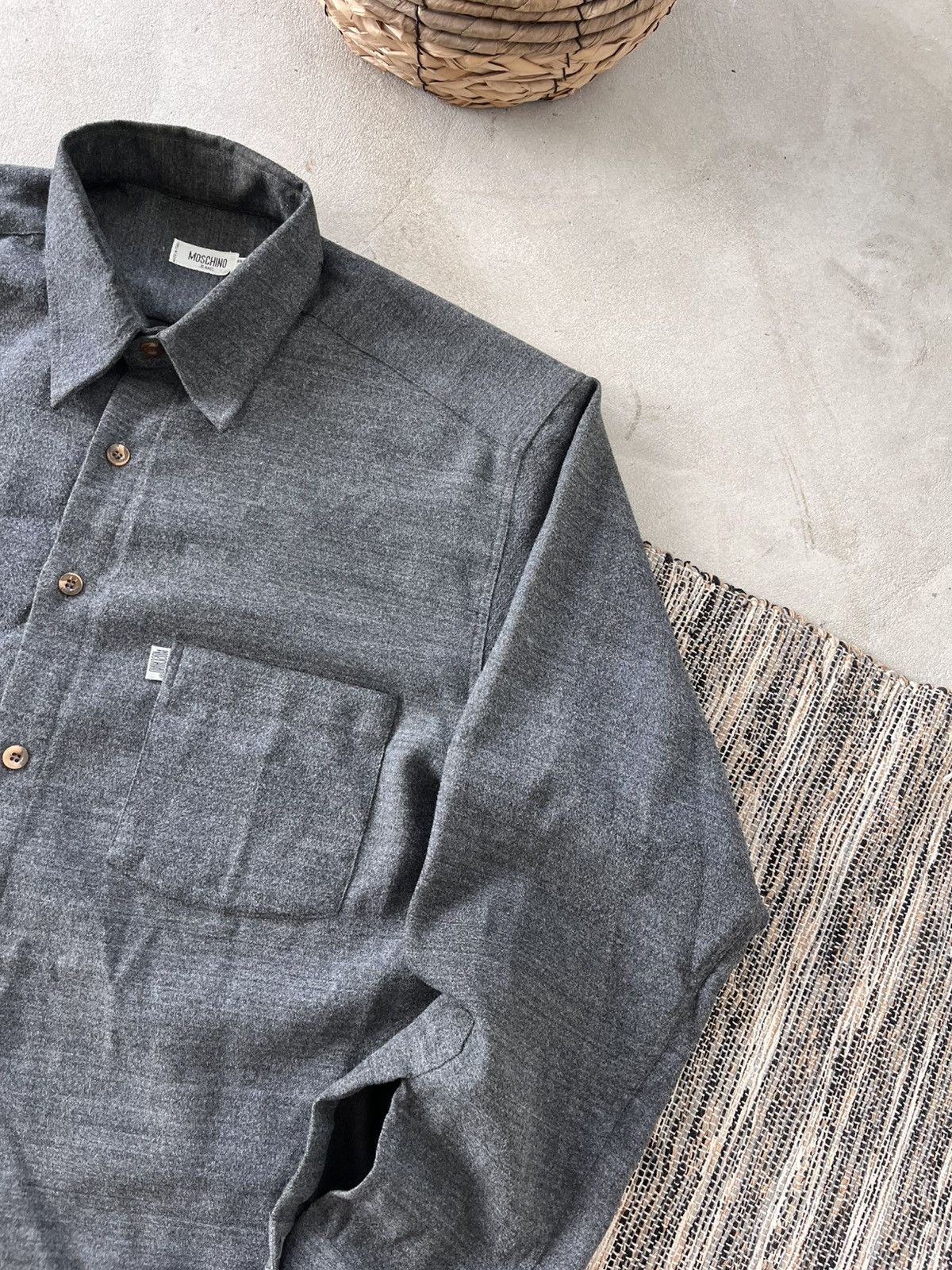 Moschino Vintage Moschino Shirt Luxury Overshirt Dark Grey Classic Size US L / EU 52-54 / 3 - 4 Thumbnail