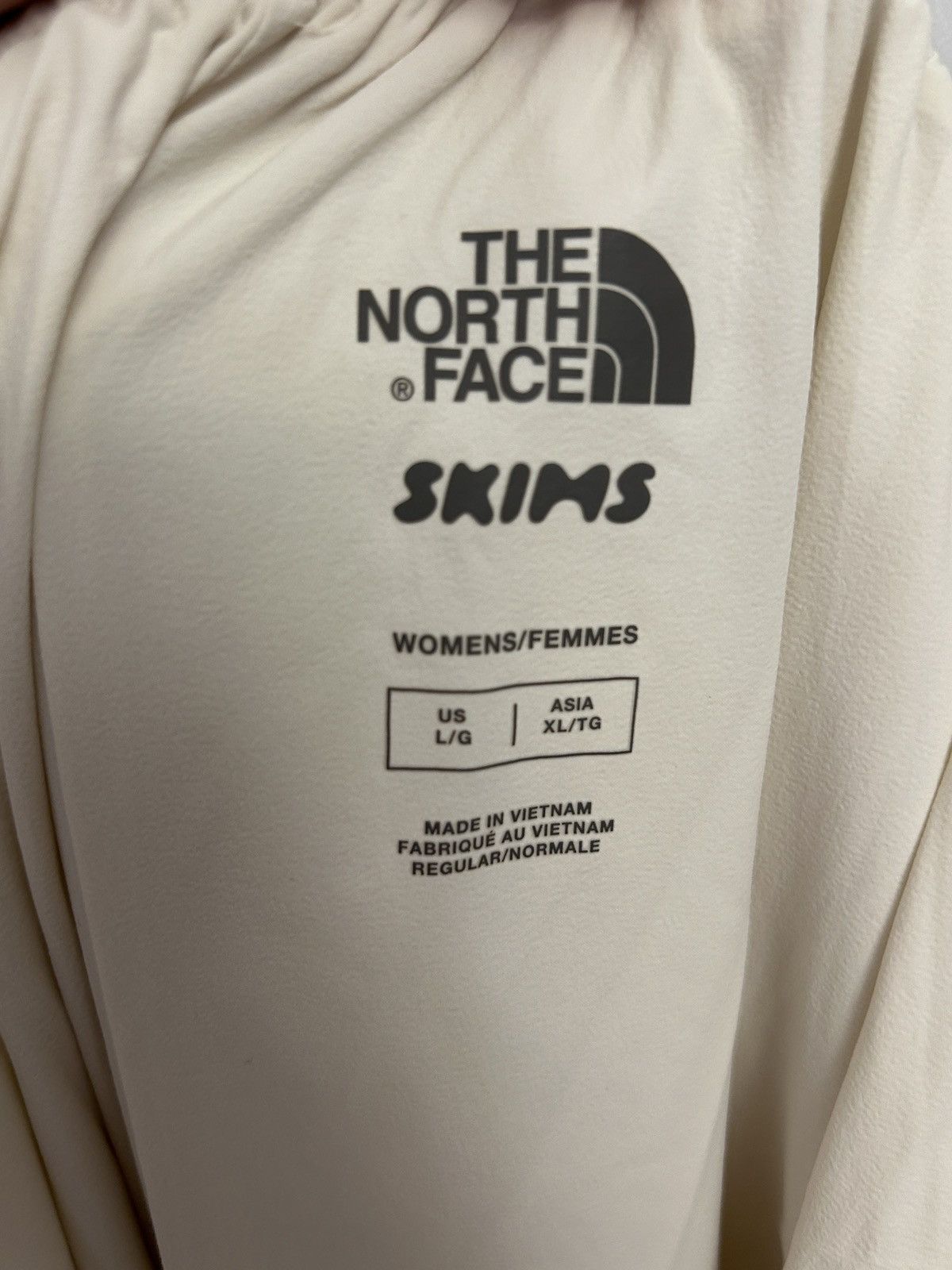 SKIMS × The North Face The North Face x Skims Women's Ventrix Pant large Bone New Size 32" / US 10 / IT 46 - 3 Thumbnail