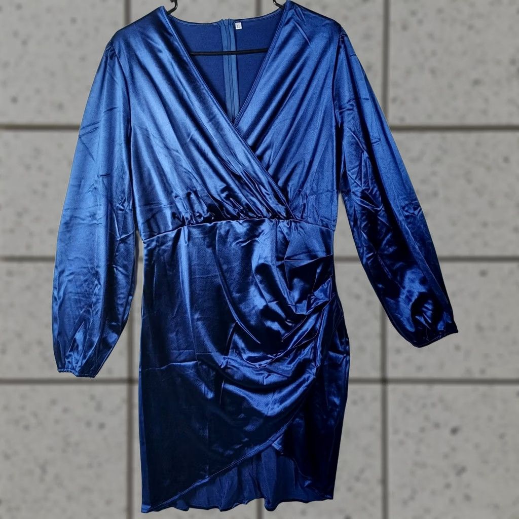 Vintage Yajedo Satin V-Neck Dress Size XL Blue Party/Cocktail Long Sleeve New Size XL / US 12-14 / IT 48-50 - 1 Thumbnail