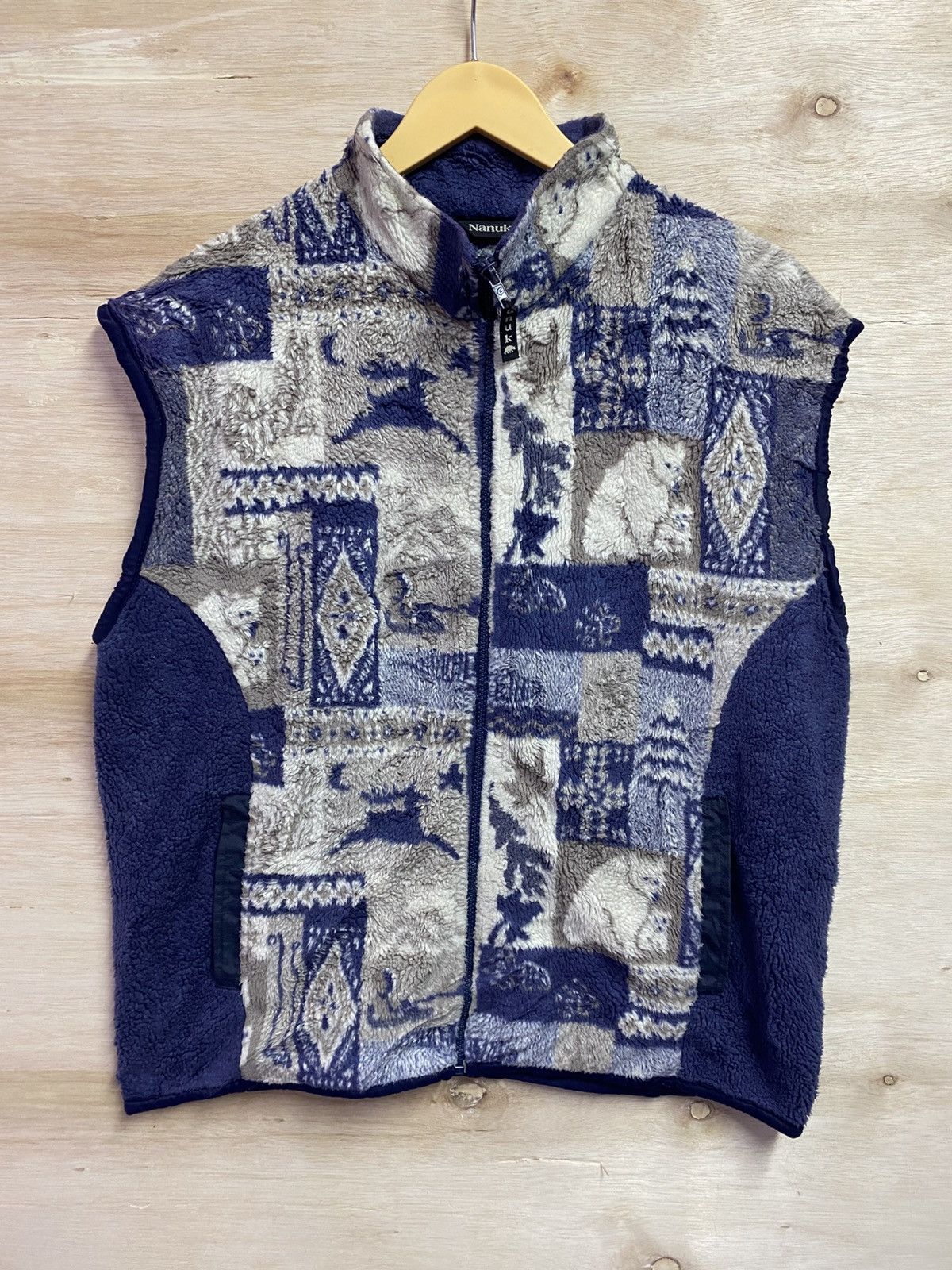 Other Nanuk Canadian Polar Bear fleece vest Size US XL / EU 56 / 4 - 1 Thumbnail