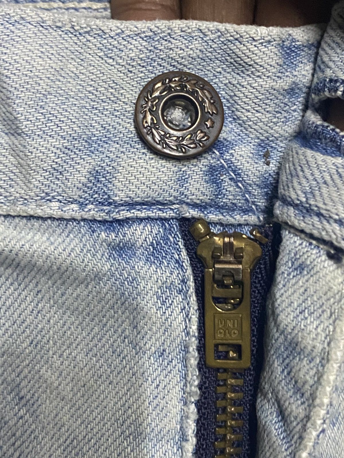 Uniqlo Vintage Japanese Brand uniqlo Faded Wash Distressed Jeans Size US 31 - 9 Thumbnail