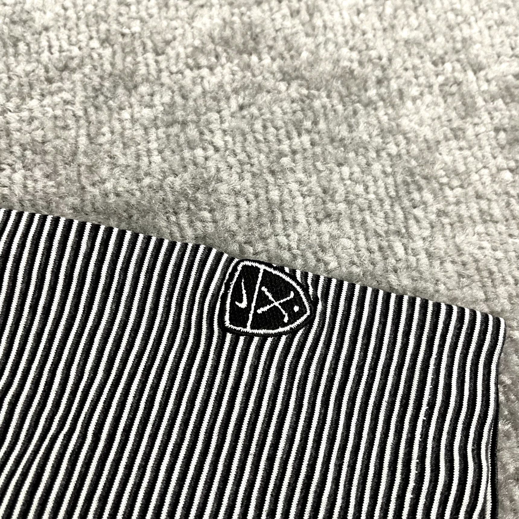 Vintage VINTAGE Nike Tiger Woods Polo Shirt Mens Large White Black Striped Golf Retro Y2K Short Sleeve Size US L / EU 52-54 / 3 - 3 Thumbnail