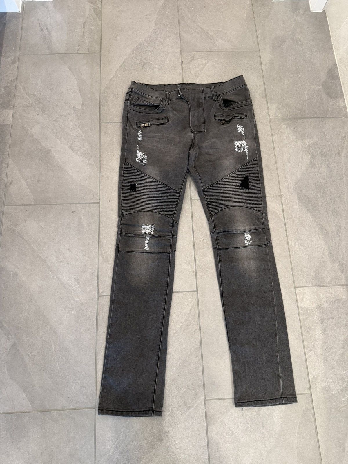 Balmain Balmain Designer Jeans Distressed Grey Size US 34 / EU 50 - 1 Thumbnail