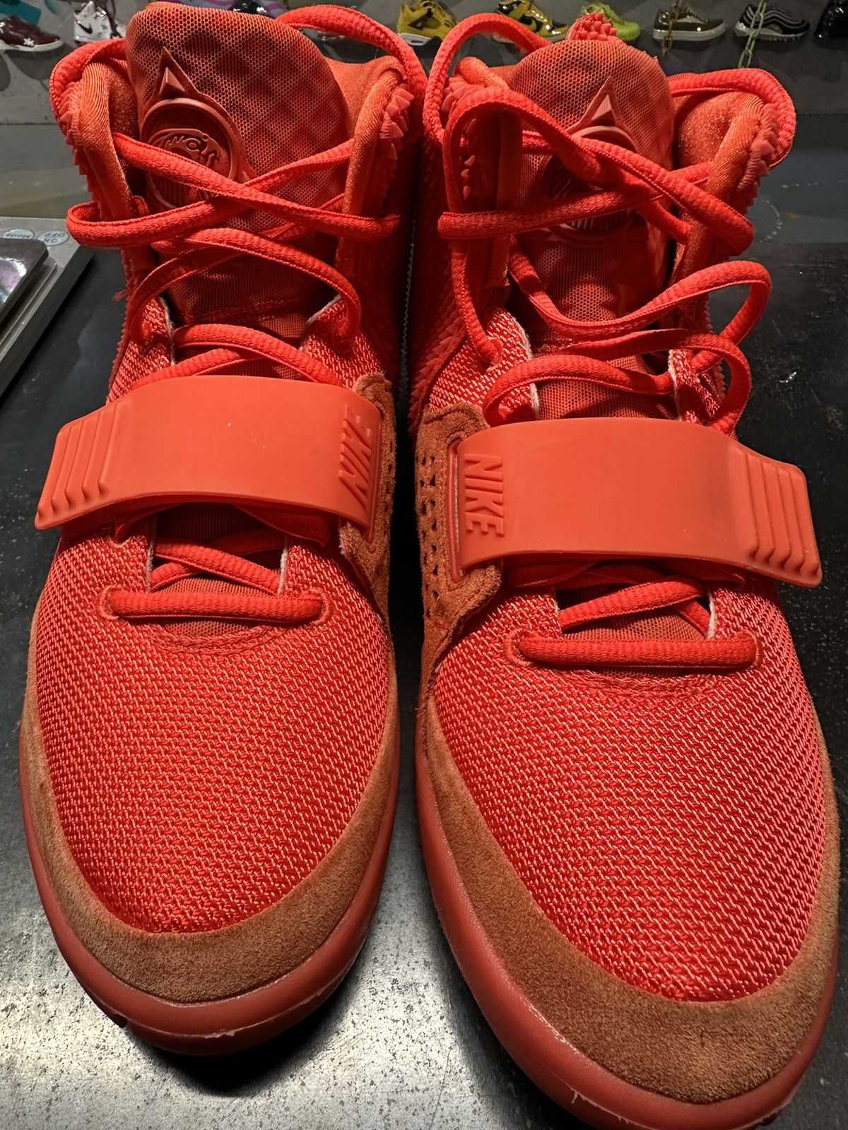 Kanye West × Nike Nike Air Yeezy 2 Red October’s Size US 9 / EU 42 - 2 Thumbnail