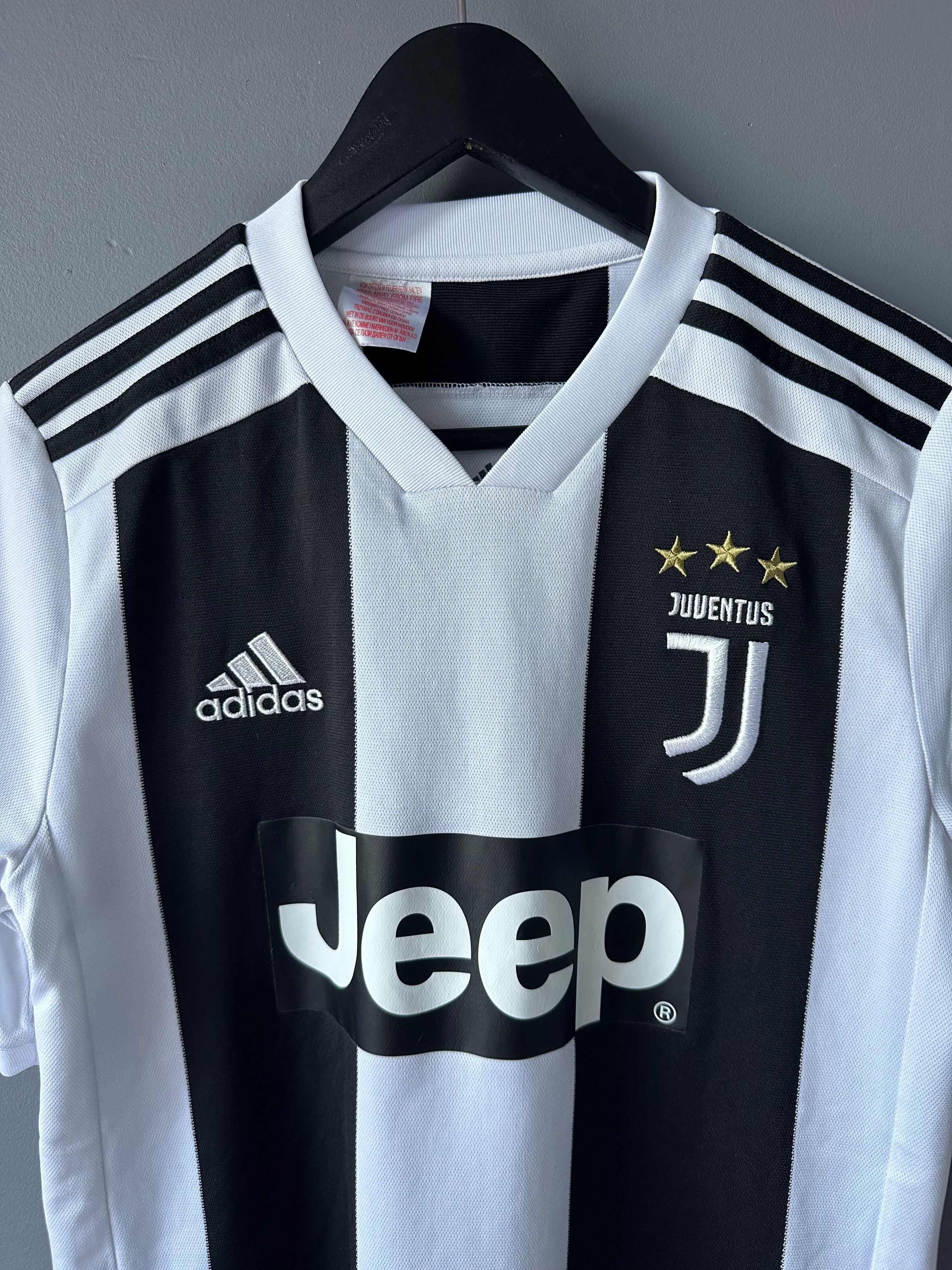 Adidas 2018 Adidas Juventus Home Soccer Jersey Youth XL Size US S / EU 44-46 / 1 - 2 Thumbnail