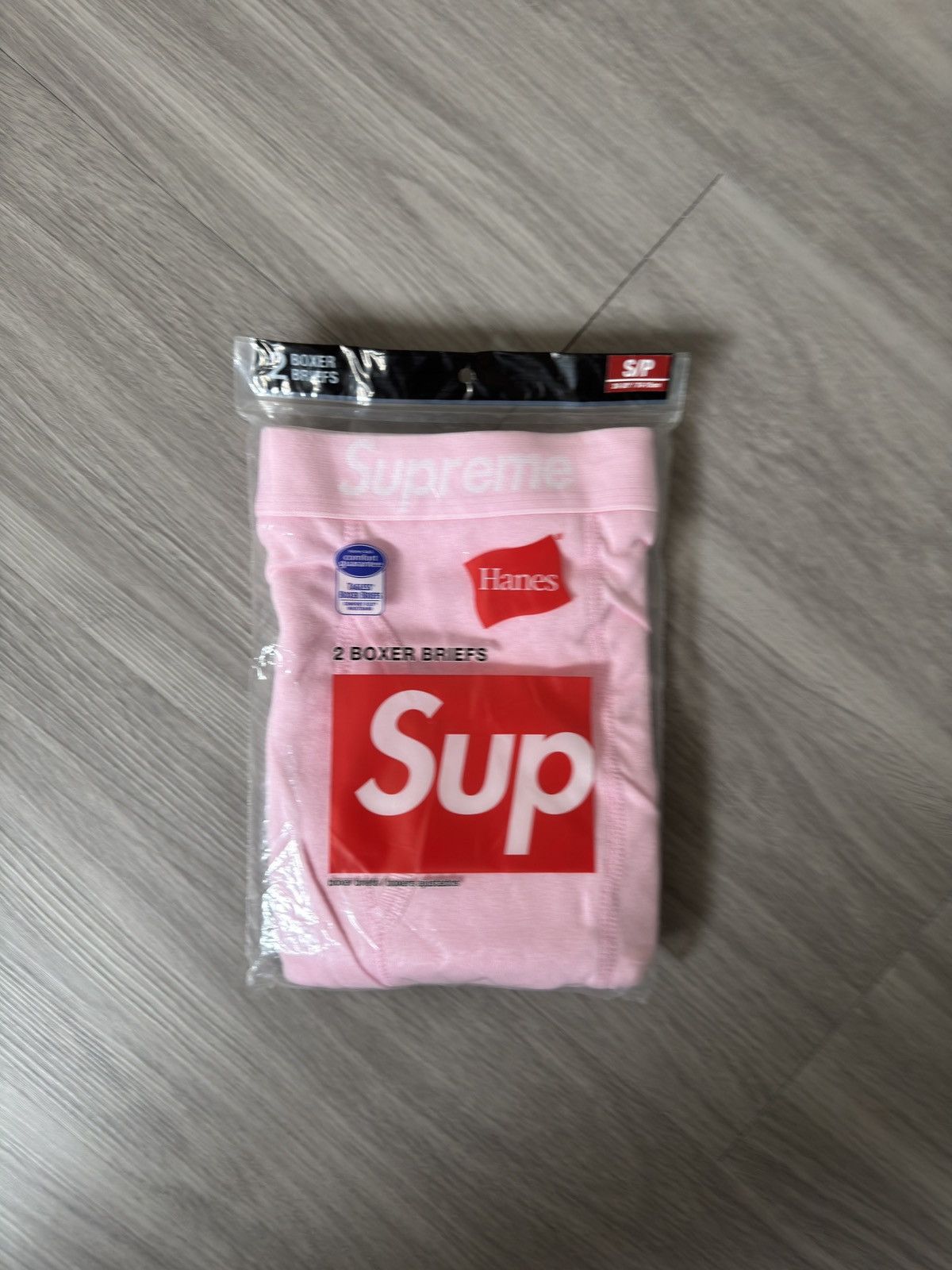 Supreme Supreme Hanes boxers (Pink) | Grailed