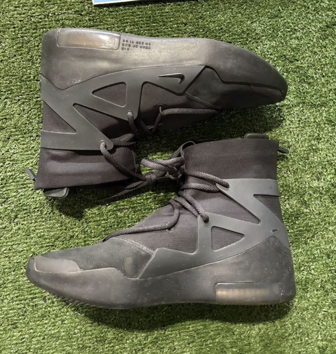 Fear of God × Nike NIKE AIR FEAR OF GOD 1 TRIPLE BLACK Size US 10.5 / EU 43-44 - 3 Thumbnail