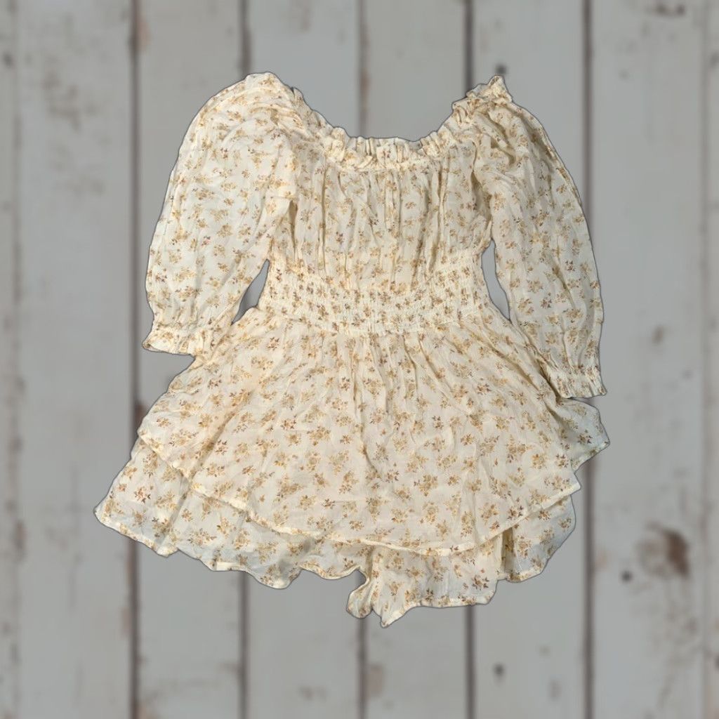 American Eagle Outfitters American Eagle Outfitters Cream floral romper XS Women One-Piece Jumpsuit XS Cream Floral Size 26" / US 2 / IT 38 - 1 Thumbnail
