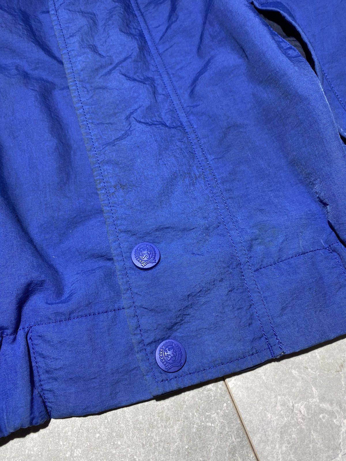 Tommy Hilfiger × Vintage Vintage Tommy Hilfiger Windbreaker Jacket Size US M / EU 48-50 / 2 - 12 Thumbnail