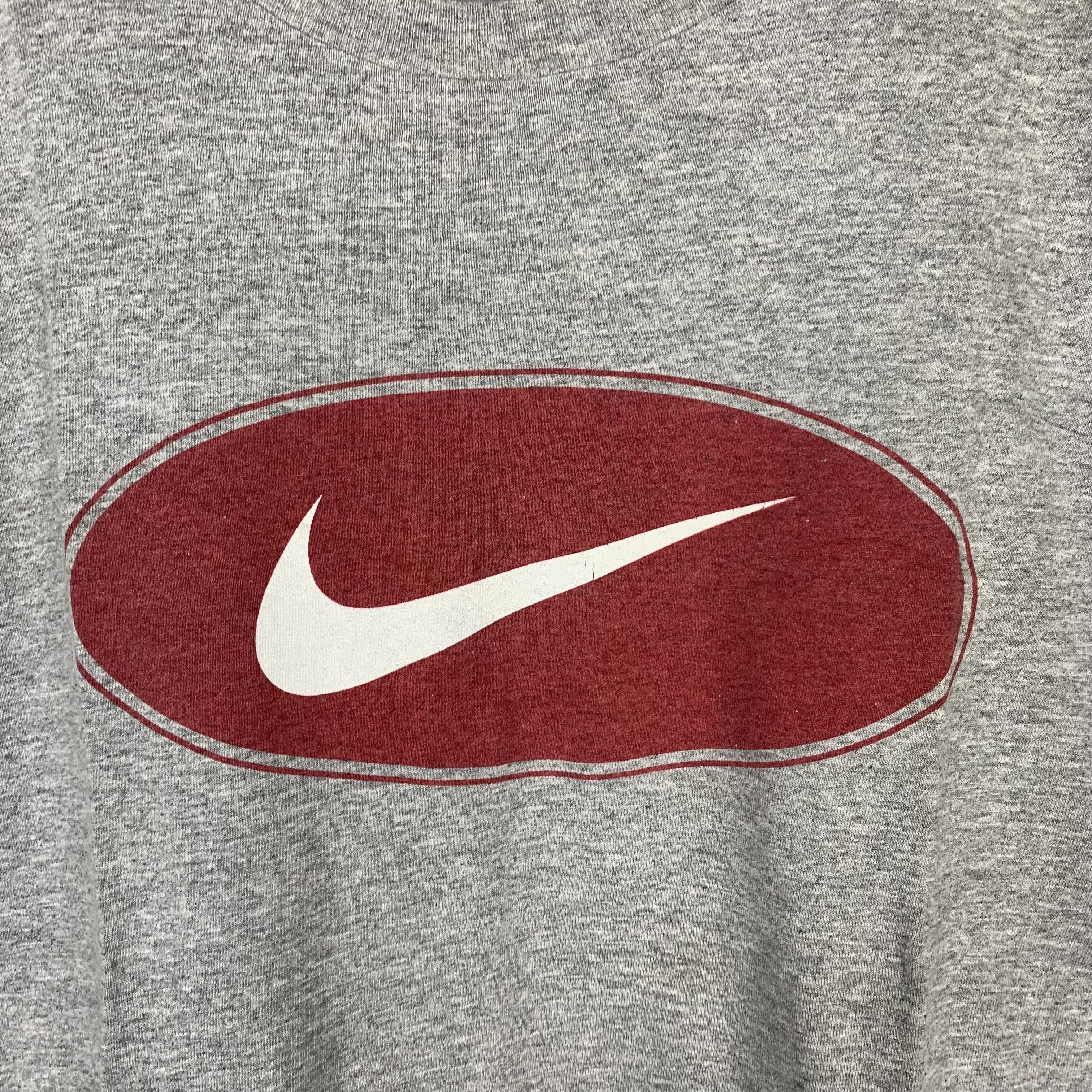 Nike Vintage 90s Nike Swoosh Big Logo Tshirt Size US M / EU 48-50 / 2 - 3 Thumbnail