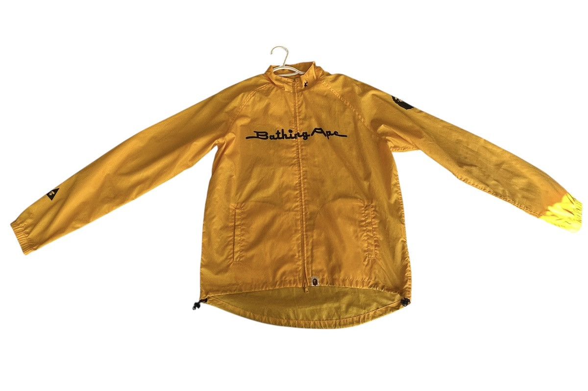 Bape Yellow and black BAPE windbreaker jacket Size US M / EU 48-50 / 2 - 1 Thumbnail