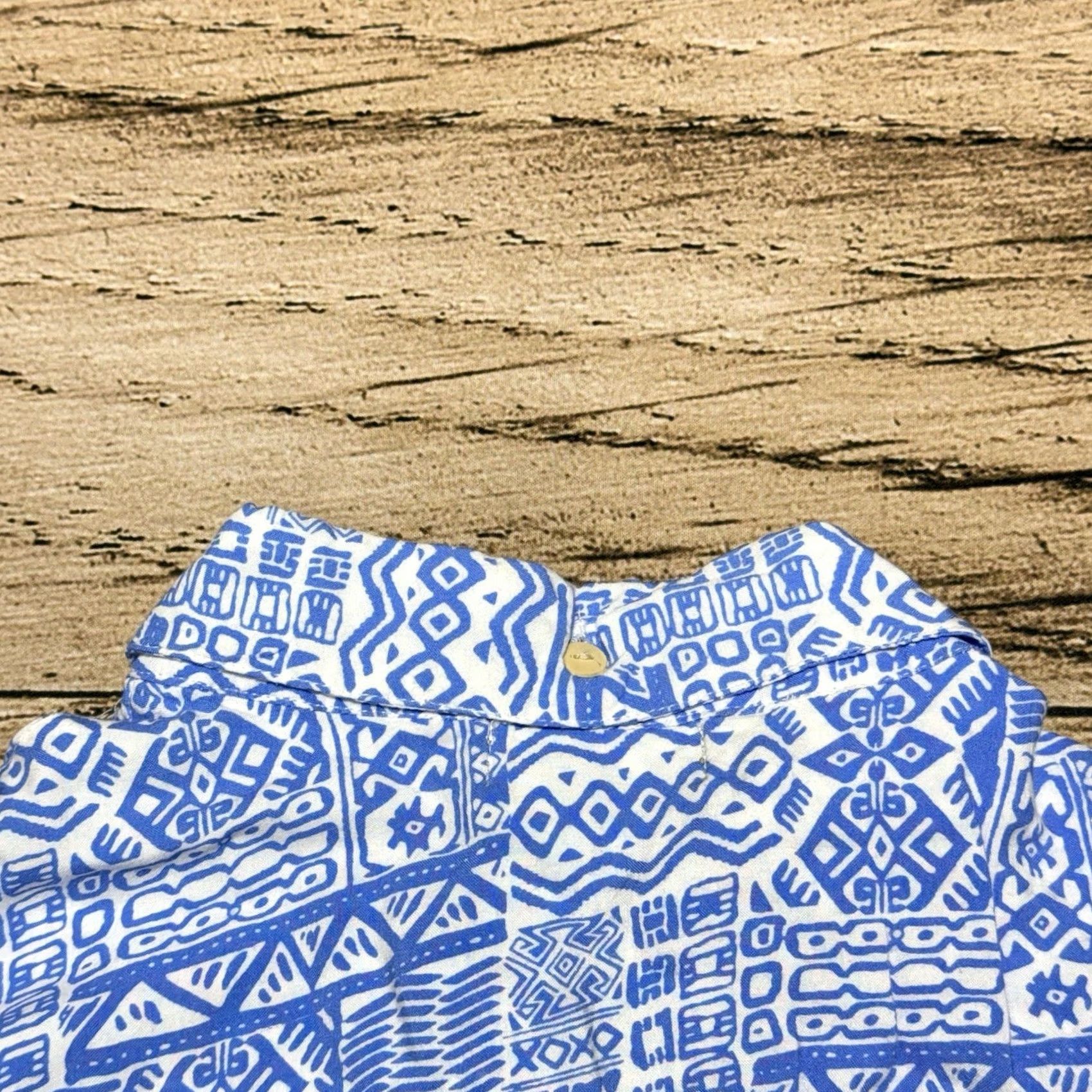 Vintage Kenny Flowers Shirt Mens XL Blue Geometric Limited Edition Short Sleeve Rayon Button-Up - Regular Fit, Casual, Holiday, Indonesia, button-down Size US XL / EU 56 / 4 - 6 Thumbnail