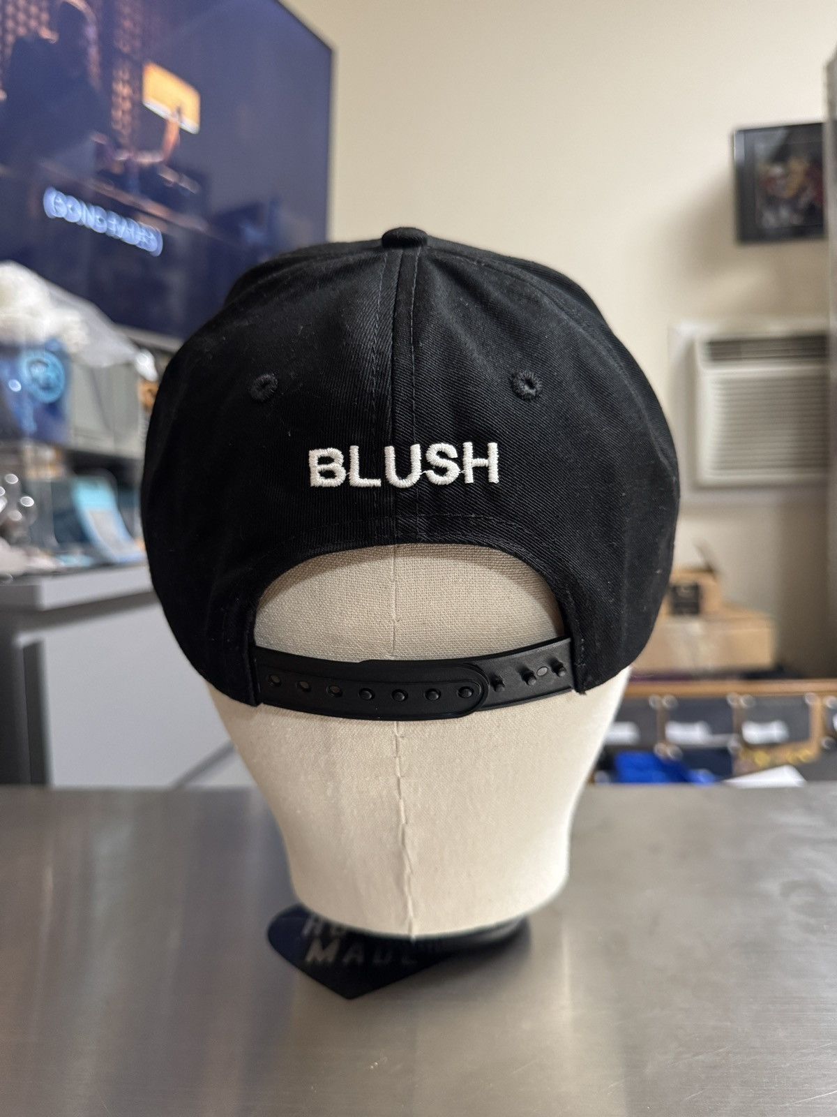 Holiday Brand Rest In Peace Hollywood Blush Hat Signed by Geezer Size ONE SIZE - 9 Thumbnail