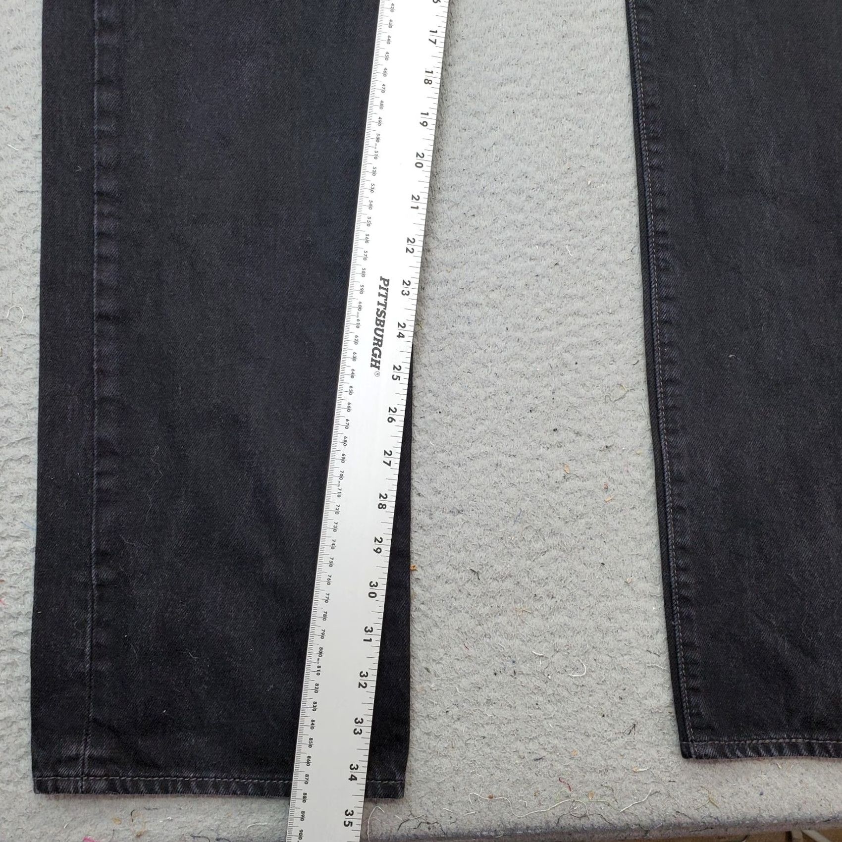 Levi's VINTAGE Levi's 501 Jeans Men Black Denim Rad Tab Button Fly 36/36 Straight Leg Regular Navy? Size US 36 / EU 52 - 4 Thumbnail