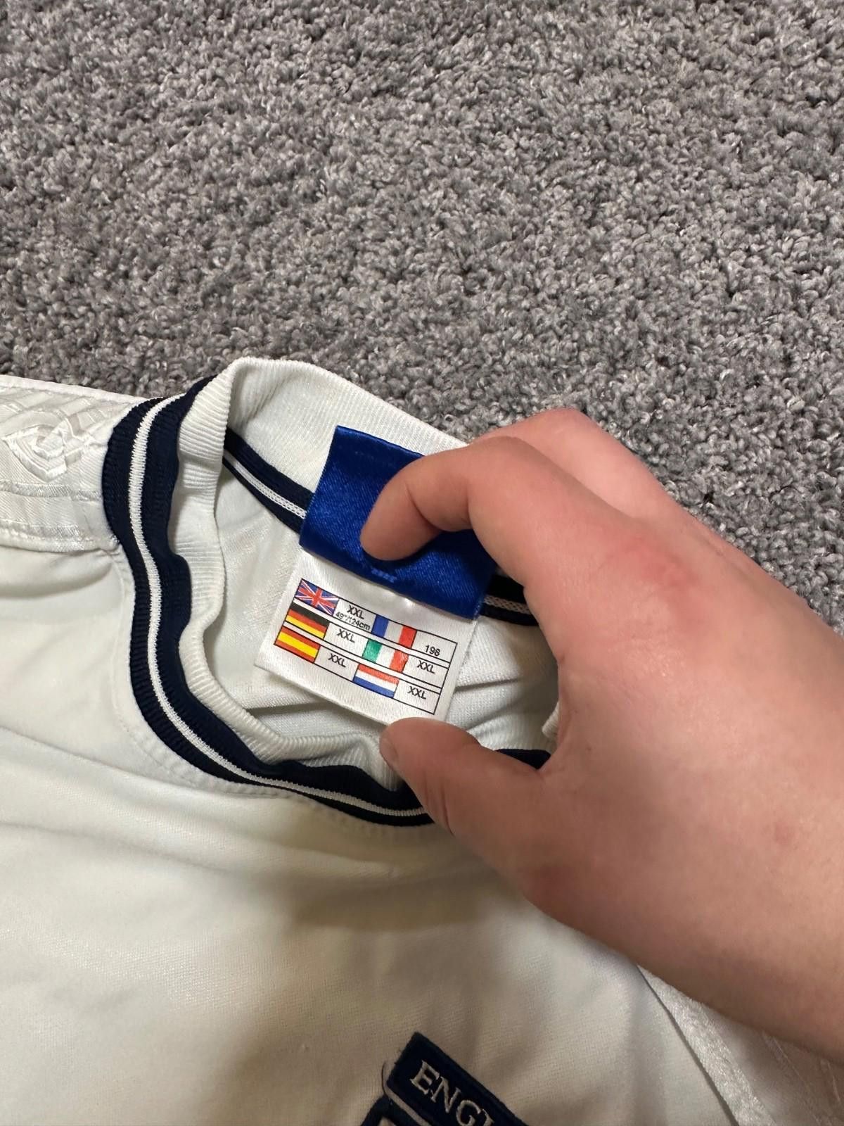 Umbro England Home football shirt 1999 Soccer Umbro Jersey SZ XXL Size US XXL / EU 58 / 5 - 6 Thumbnail